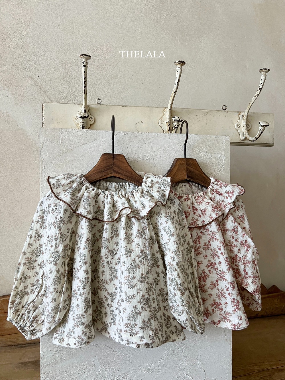 thelala46｜ (1y-6y) 荷葉領秋日碎花上衣