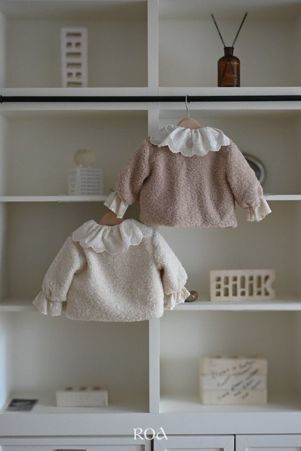 ROA04｜(80cm-120cm) 2色蕾絲領袖邊絨毛外套