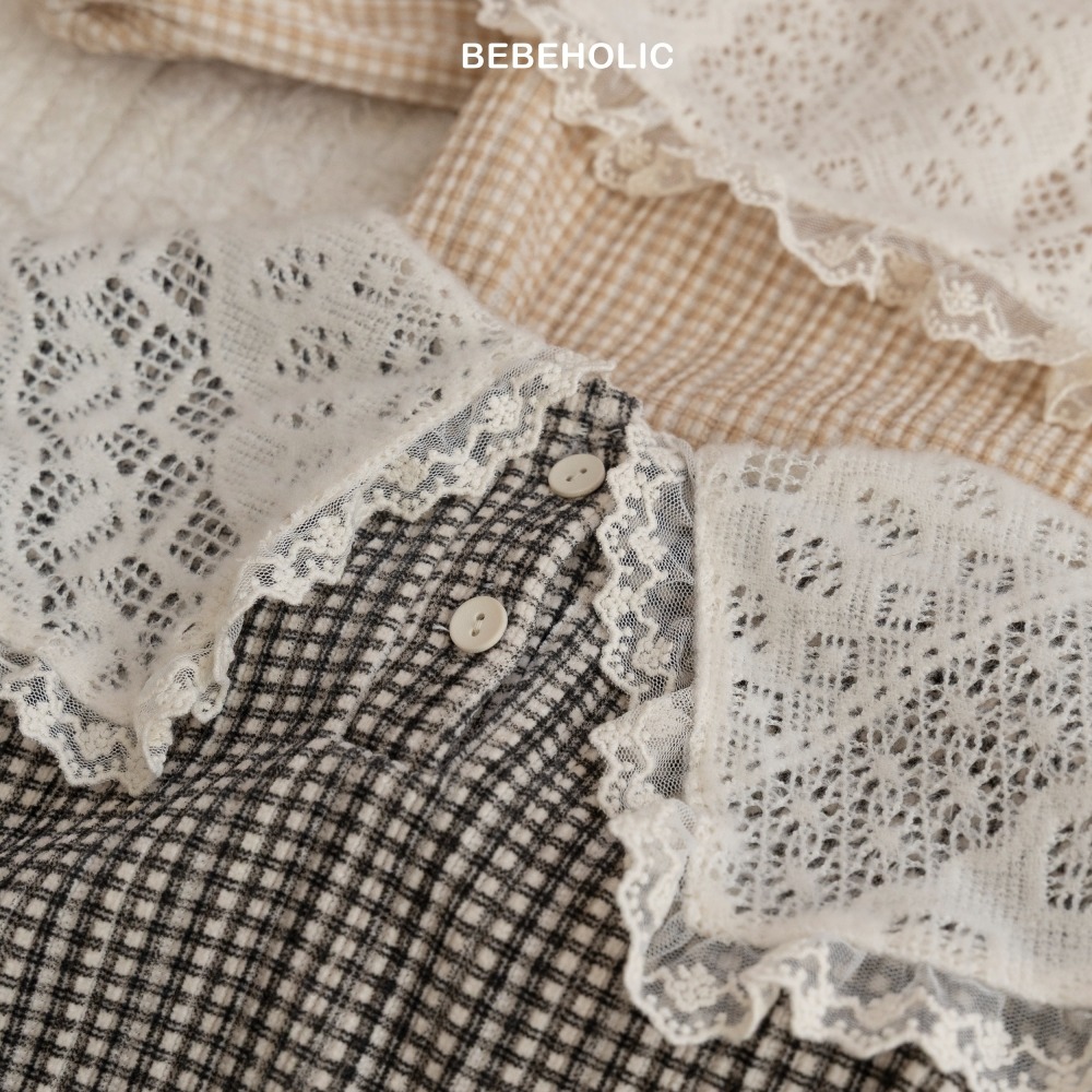 Bebe holic18｜(3m-18m) 蕾絲翻領格紋包屁衣
