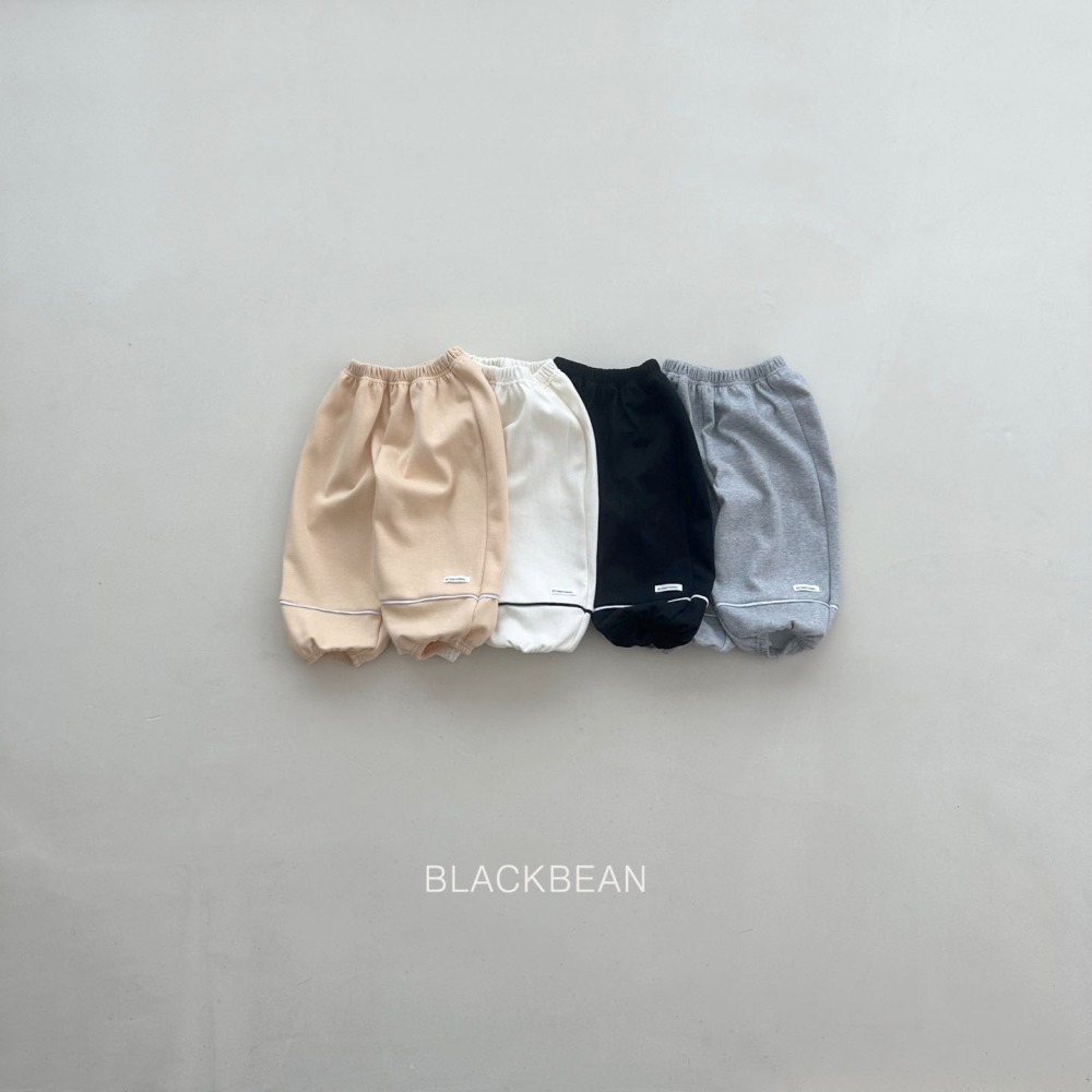 BLACK BEAN33｜(84xm-120cm) 簡約線條束口褲
