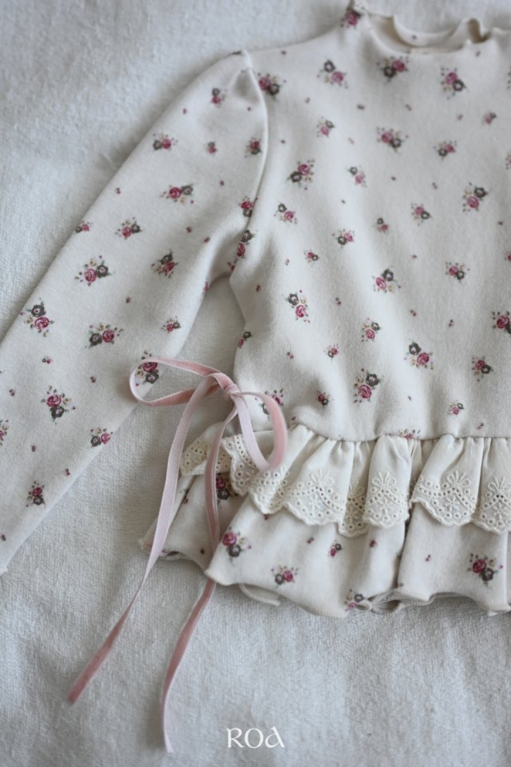 ROA22｜(80cm-120cm) 2色蕾絲蛋糕裙擺上衣