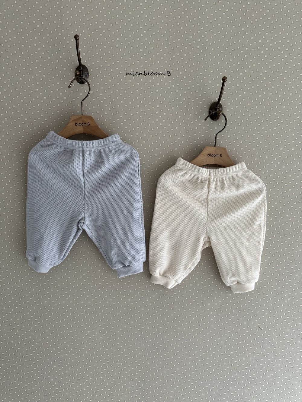 Bloom.b38｜(3m-24m) 壓紋束口休閒褲