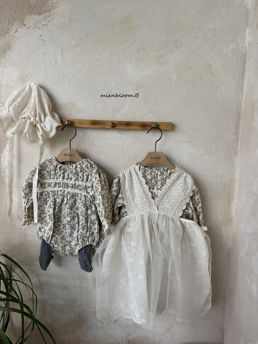 Bloom.b16｜(85cm-125cm) 滿版碎花洋裝