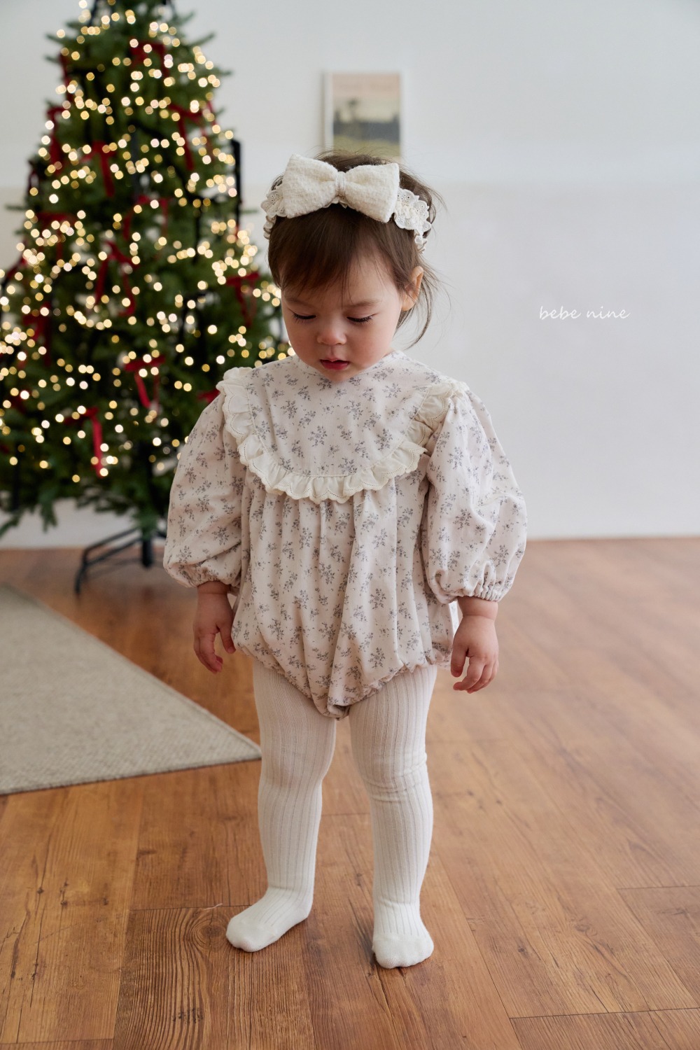 bebe nine11 (55cm-75cm) 2色蕾絲領碎花包屁衣