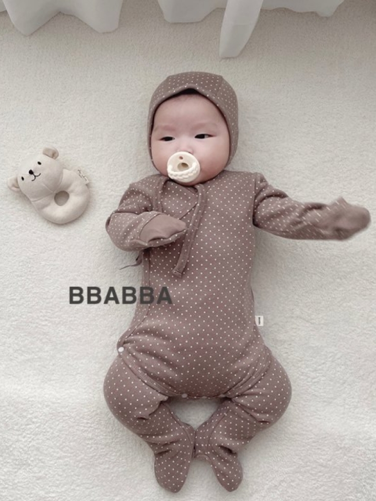 BBABBA35｜(60cm-83cm) 2色點點包屁套裝組含帽子