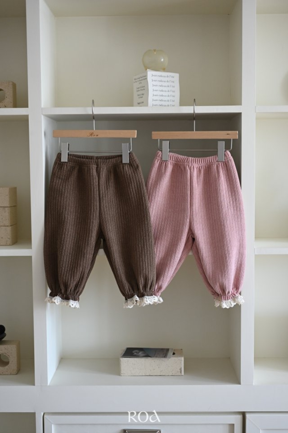 ROA12｜(80cm-120cm) 2色蕾絲束帶絨毛長褲