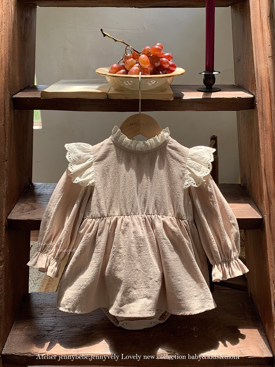 JE577｜(66-90cm) 蕾絲領飛袖包屁裙