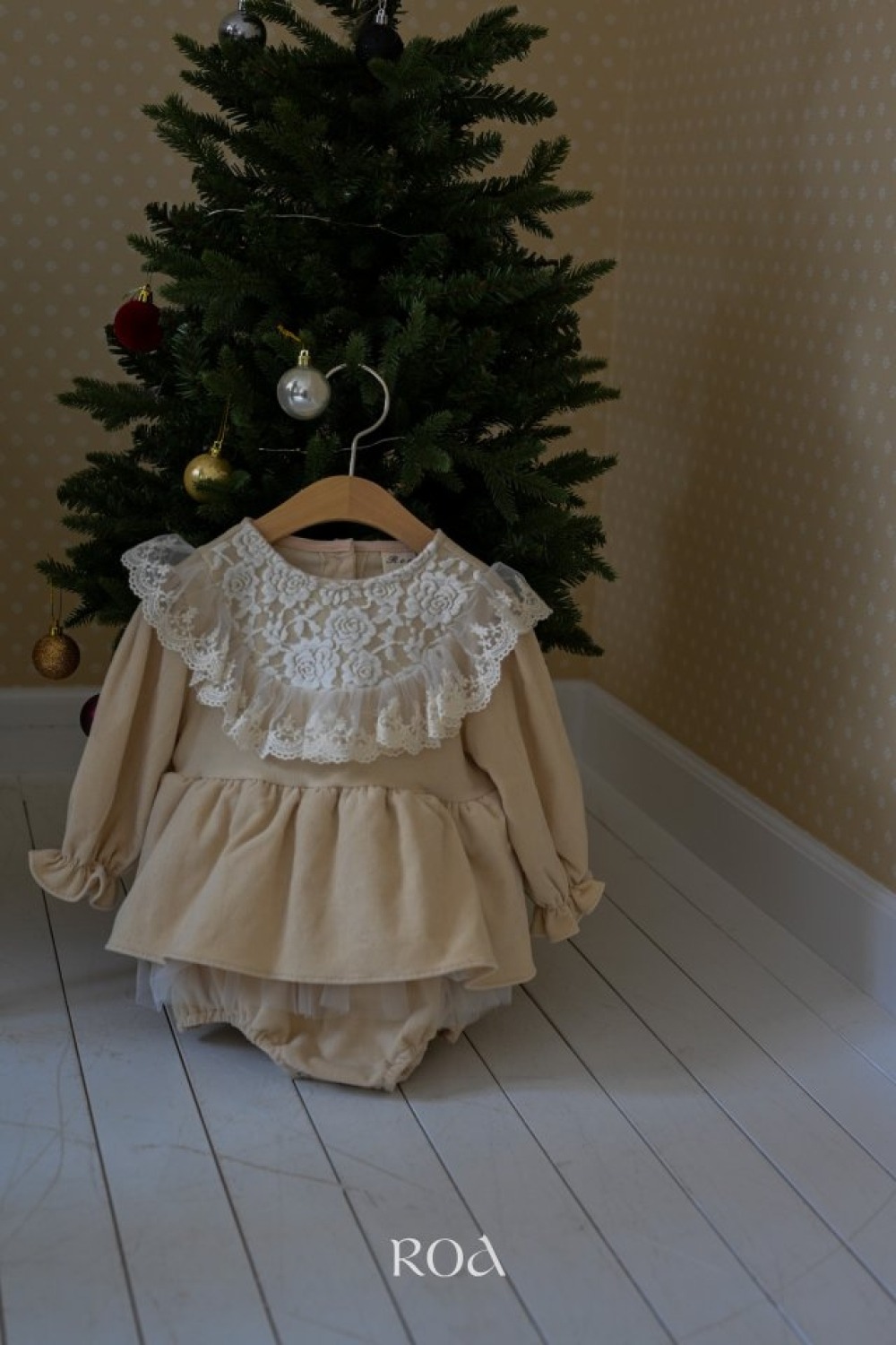 ROA46｜(6m-18m) 2色玫瑰蕾絲薄紗裙包屁衣