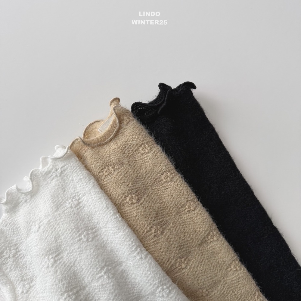 Lindo53｜(80cm-125cm) 壓紋小花朵捲邊上衣