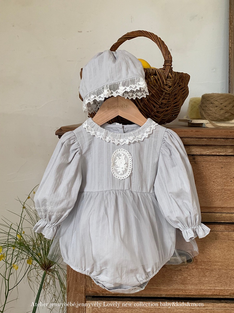 JE557｜(66-90cm) 蕾絲袖章包屁衣含帽子