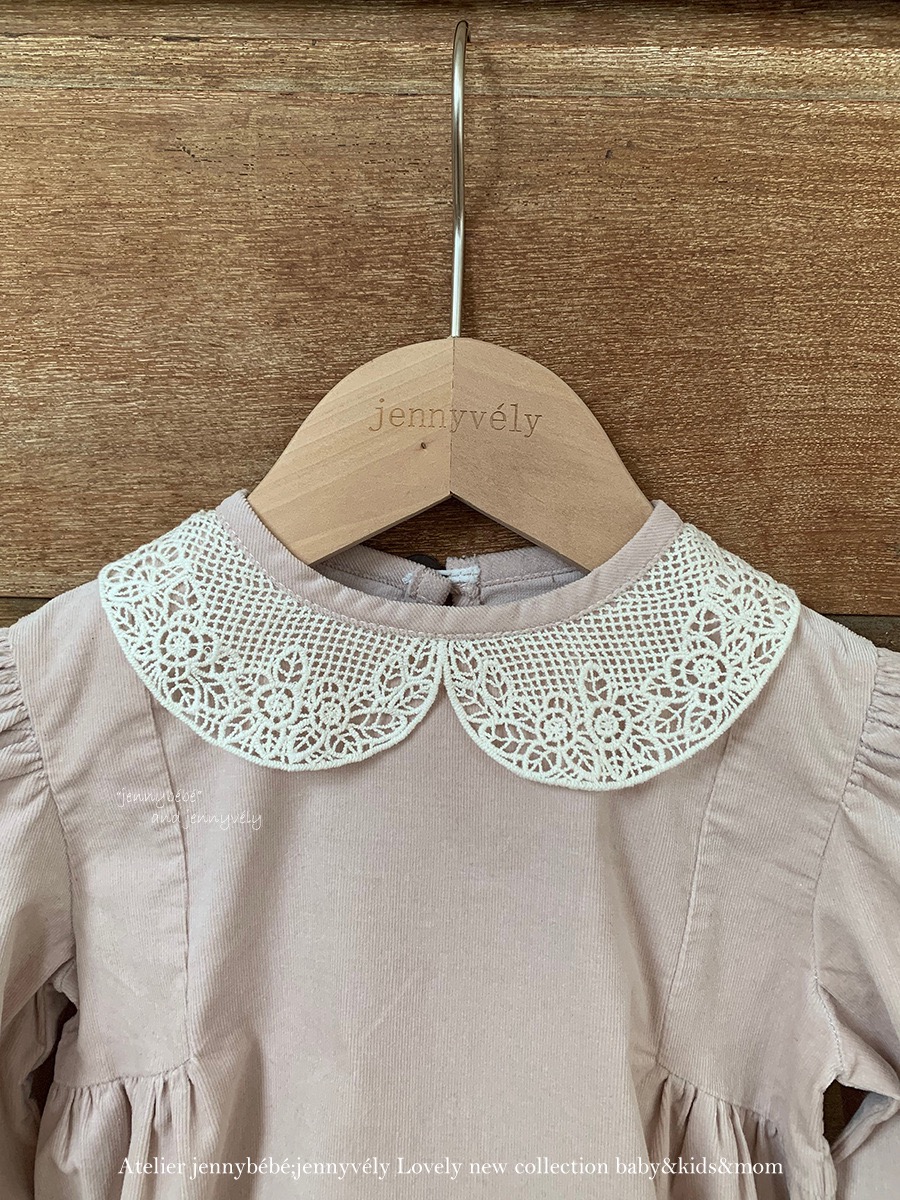 JE570｜(66-90cm) 簡約蕾絲領包屁衣