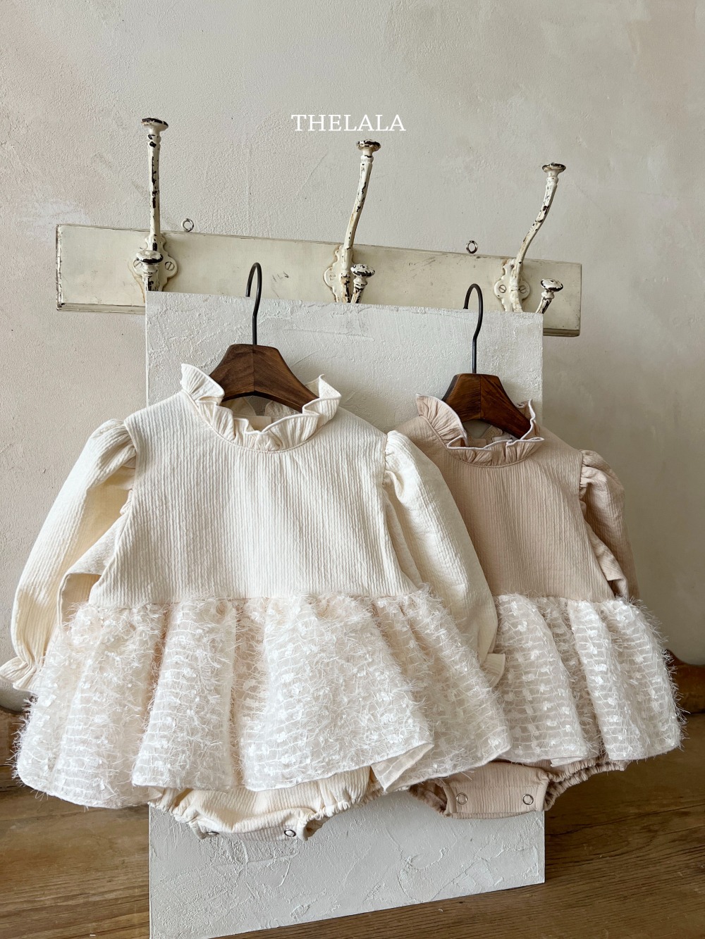 thelala43｜ (0m-18m) 荷葉領袖毛呢裙包屁衣