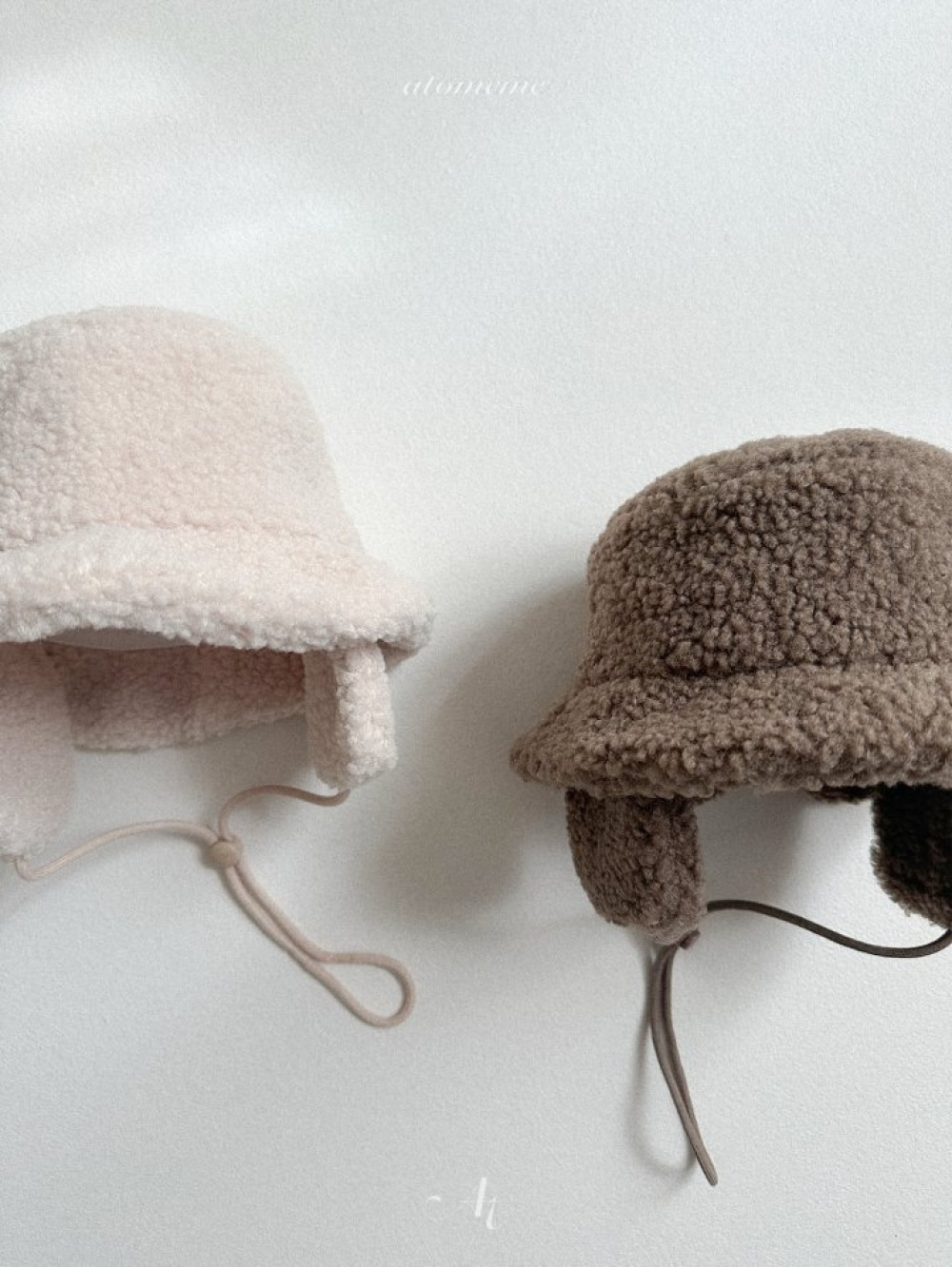Atomeme44｜(70cm-110cm) 毛毛護耳保暖抽繩帽