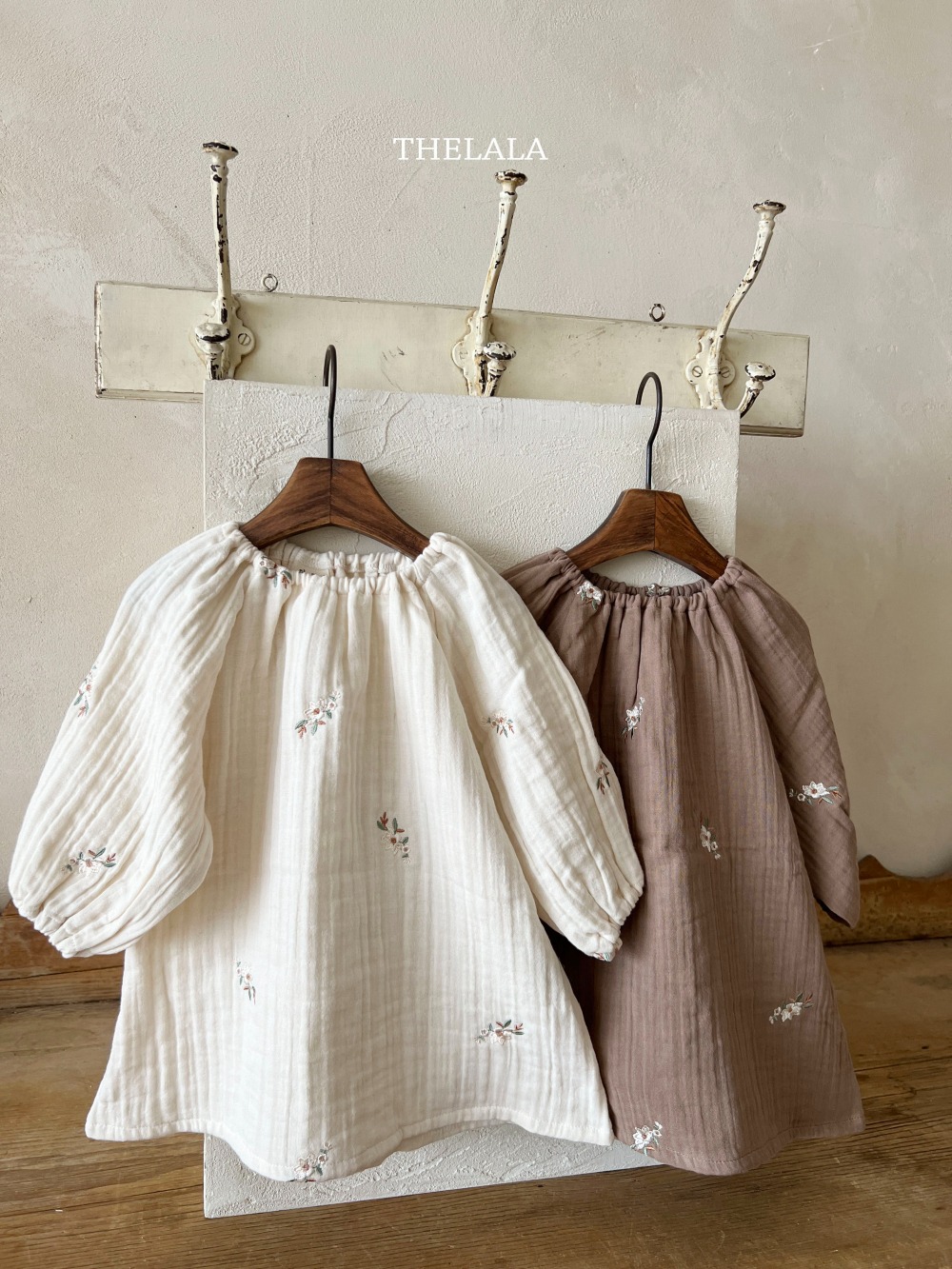 thelala62｜ (1y-6y) 抓皺刺繡洋裝