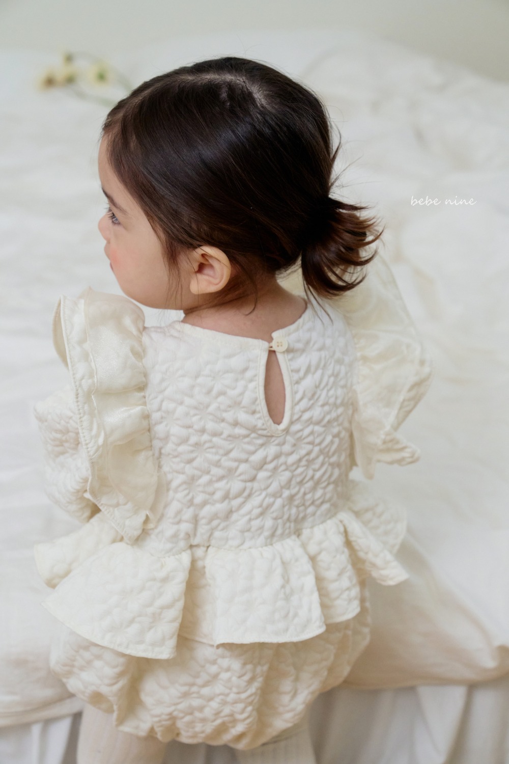 bebe nine63 (55cm-85cm) 2色花卉飛袖包屁衣