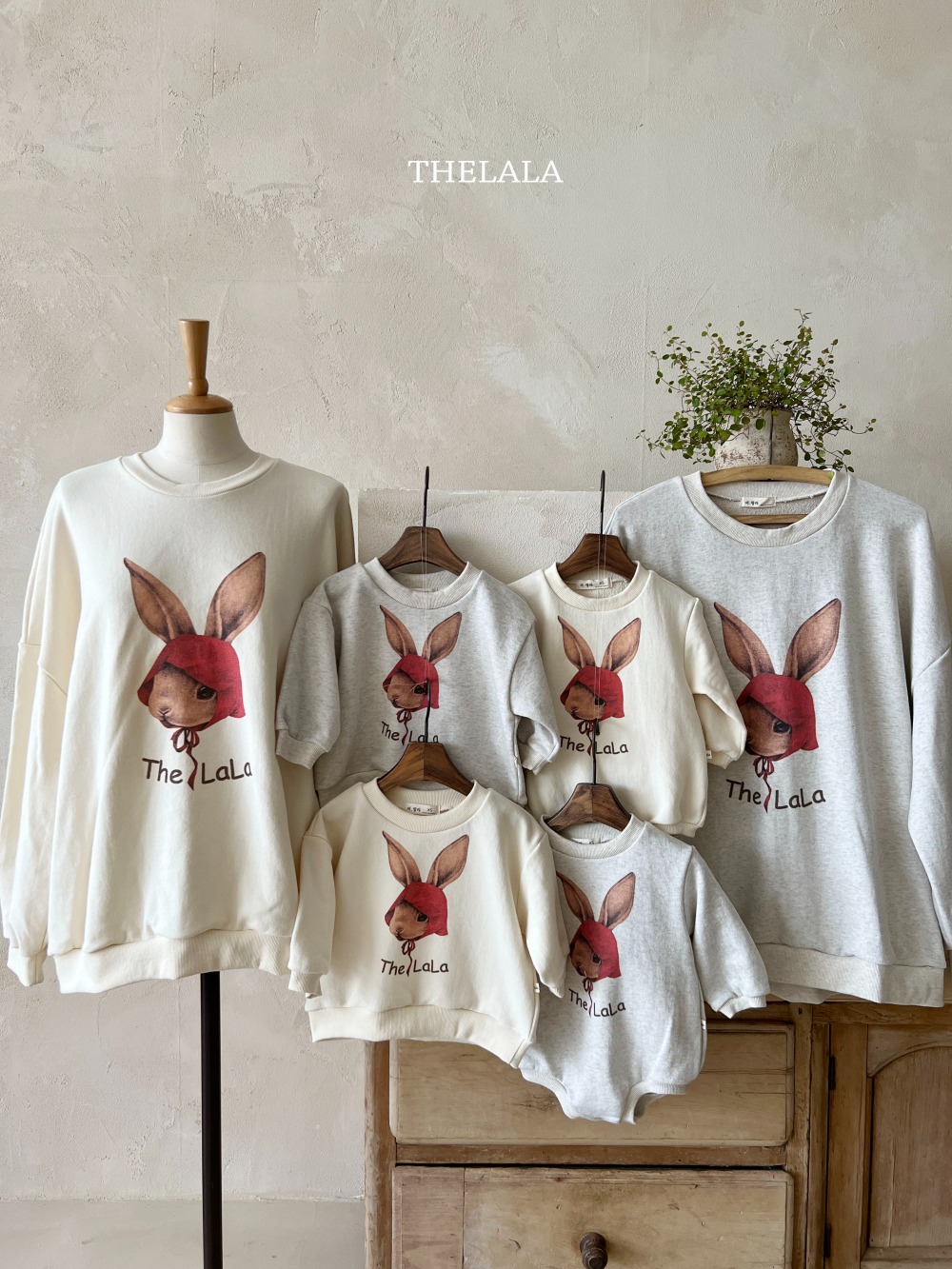 thelala60｜ (1y-6y-mom) 美式小兔插畫休閒上衣