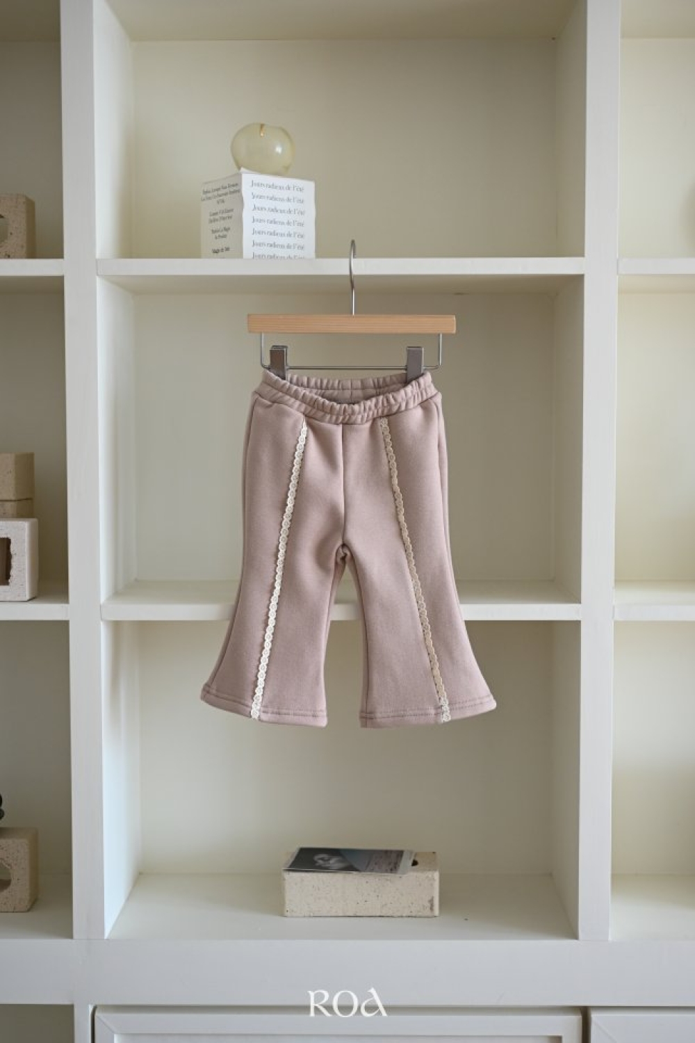 ROA23｜(80cm-120cm) 2色蕾絲線條喇叭褲