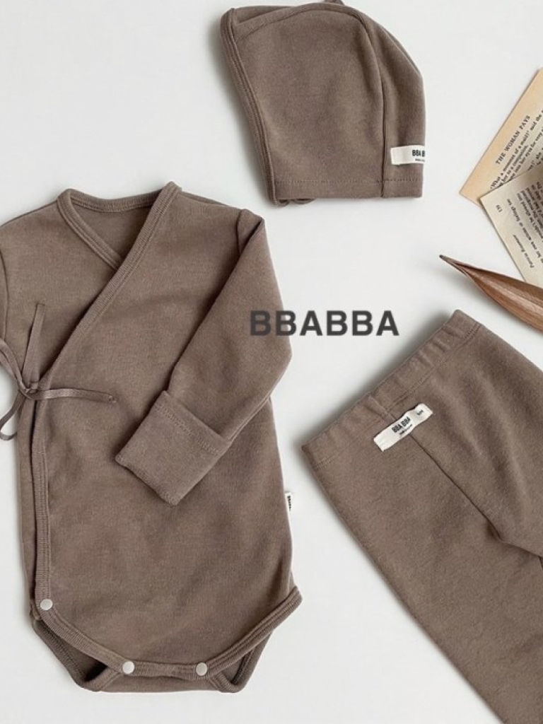 BBABBA34｜(60cm-83cm) 2色素色包屁套裝組含帽子