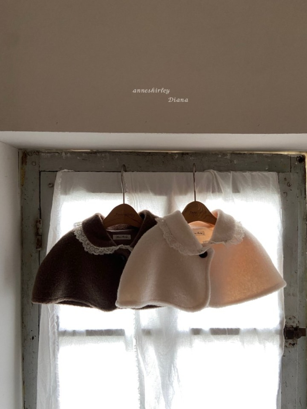 Anne Shirley13｜(3m-5y) 2色蕾絲圓領斗篷