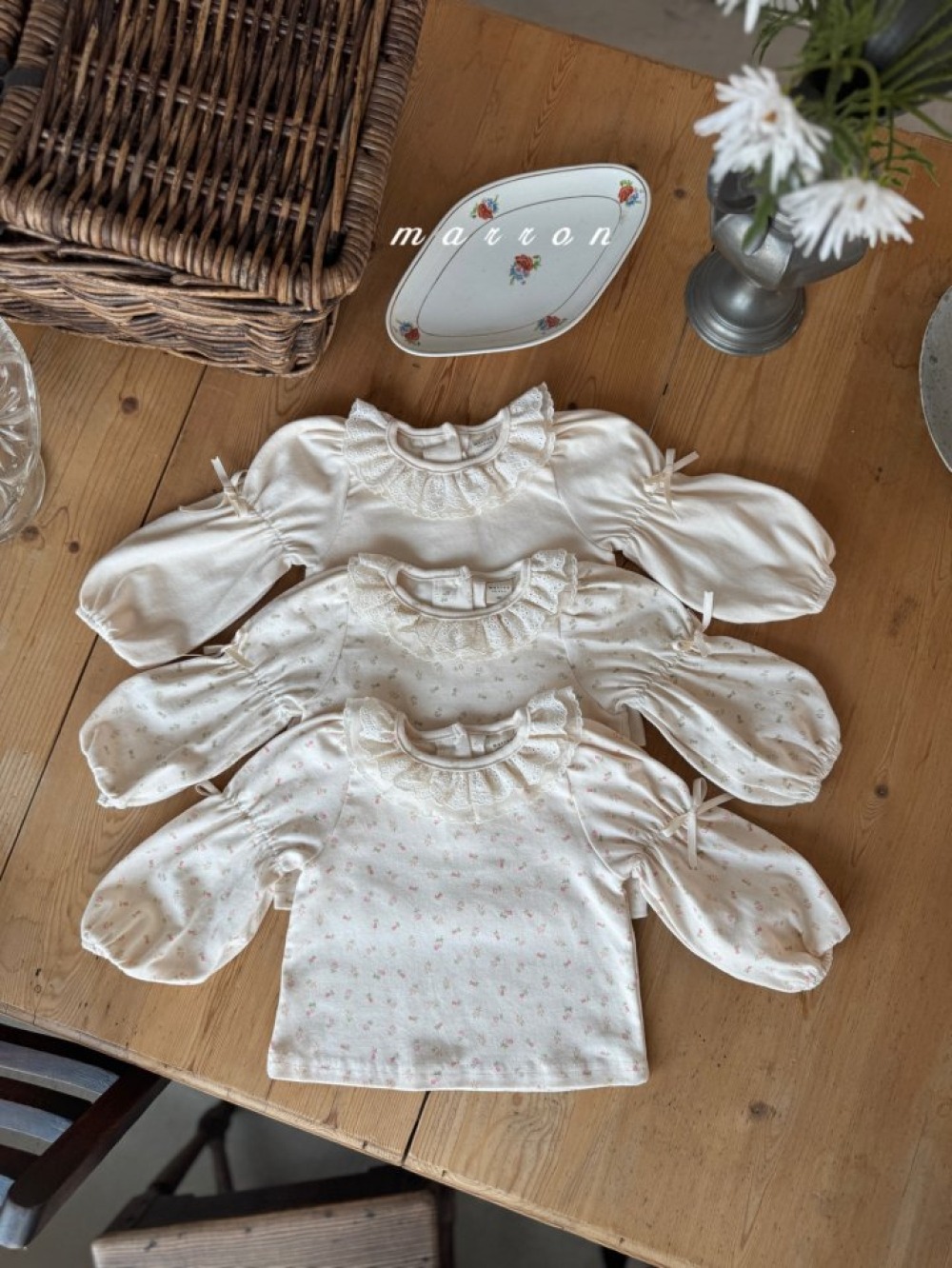 Marron 37｜(1y-6y) 法式蕾絲領設計袖上衣