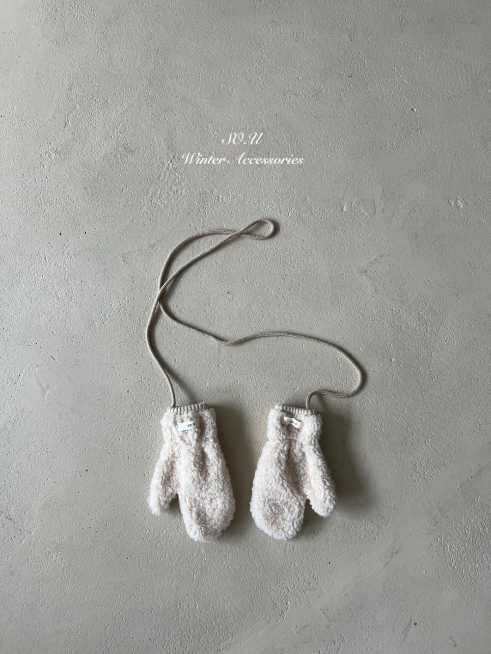 S0.U07｜(Free)  毛絨連指手套