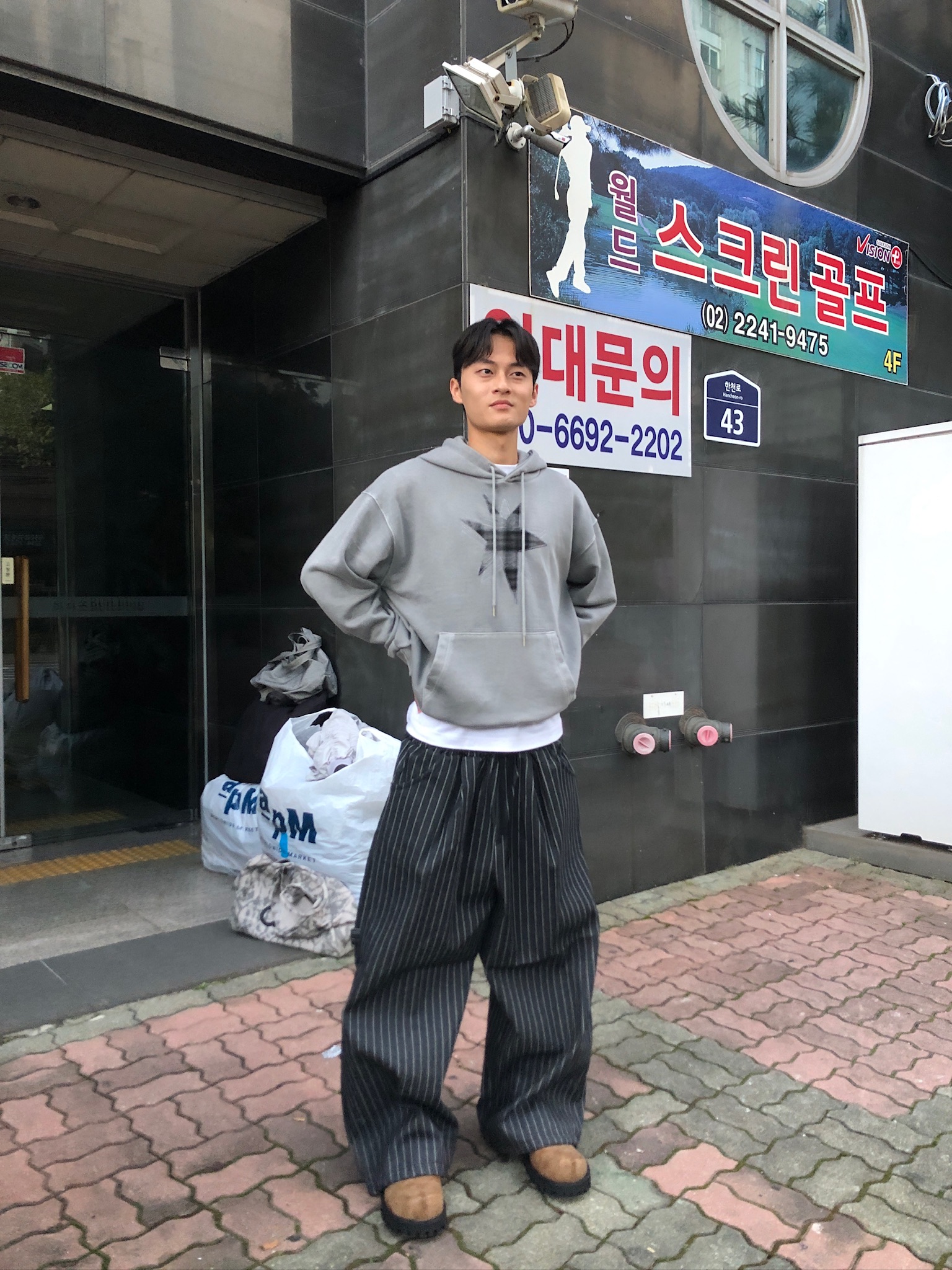 紐約型男 眾星刺繡 單層褶皺 條紋 牛仔寬褲 - 2C17