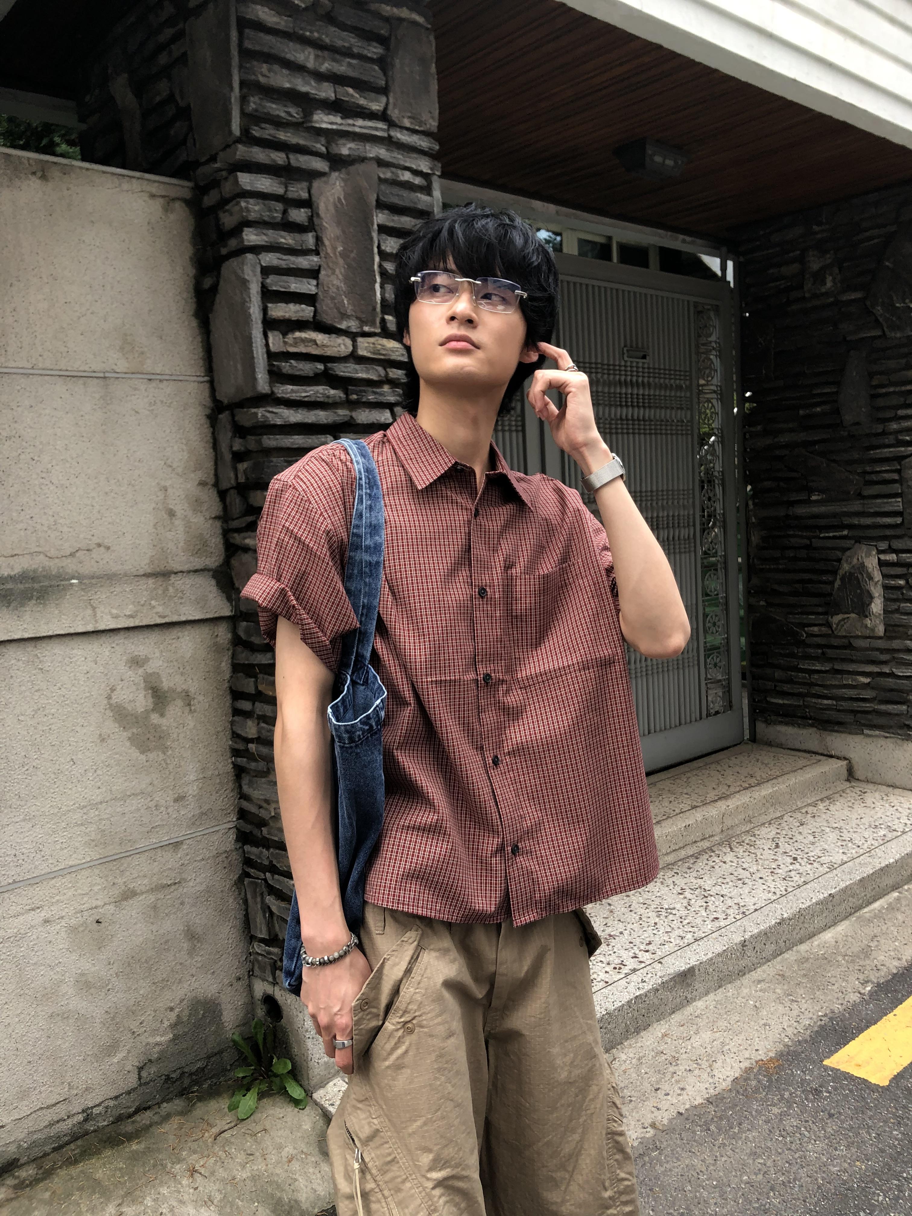 日系復古風 格紋設計 修身短版 短袖 襯衫 - 5C12