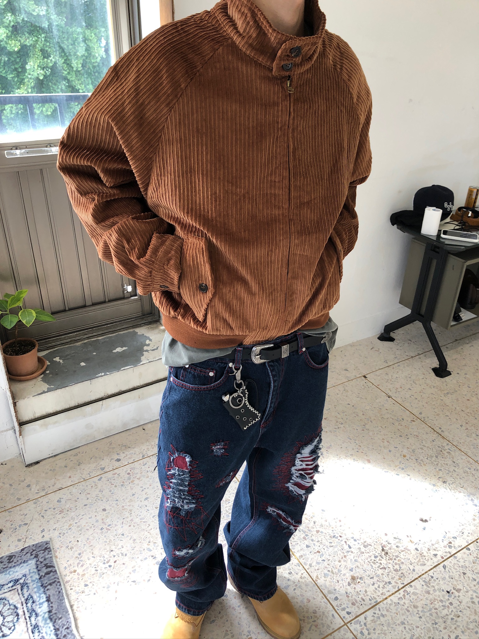 美式街頭 紅色警戒 破壞 直筒 微寬版 牛仔褲 - 1C9