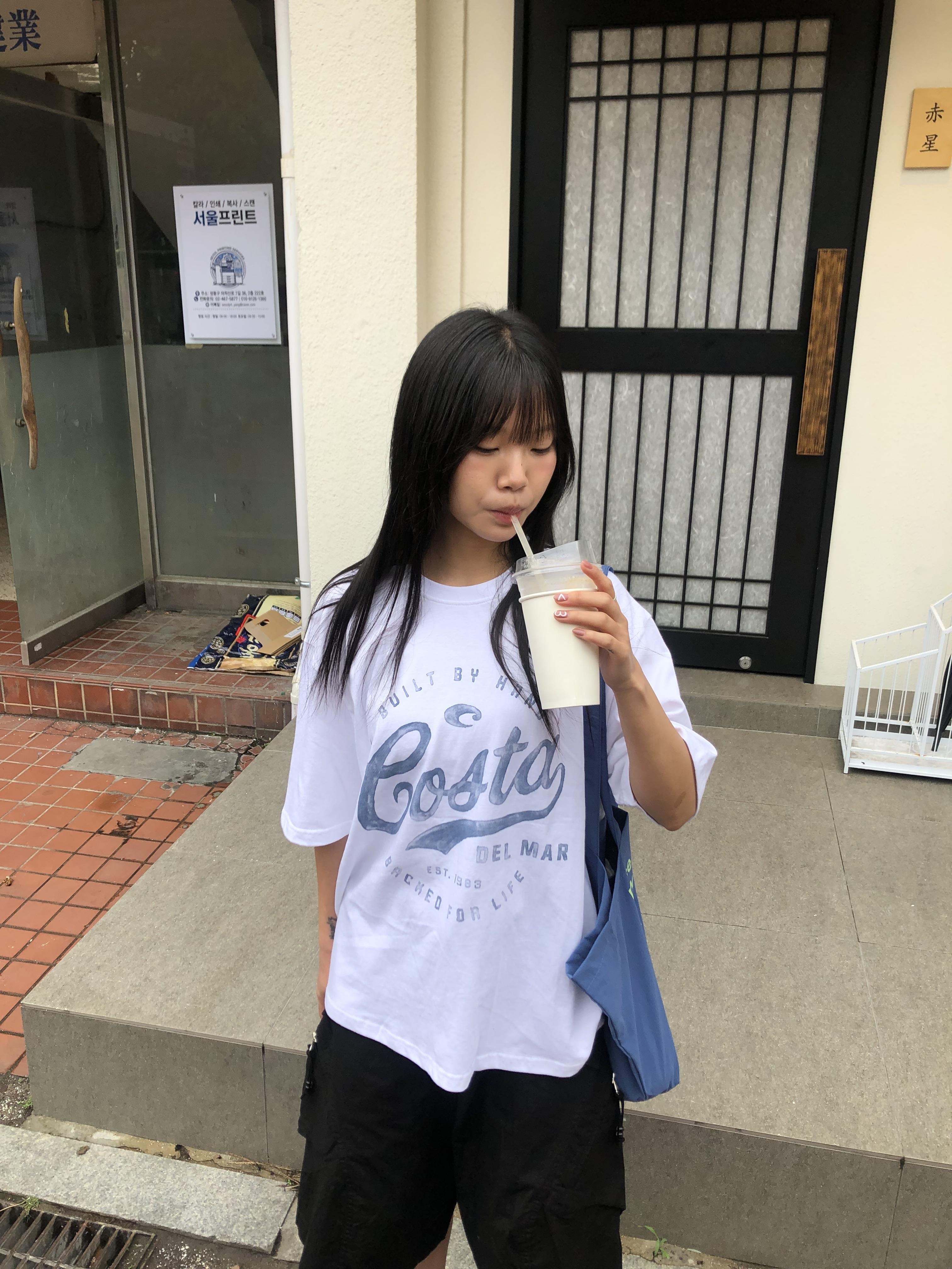 Costa 可愛街頭 印刷設計 寬版 短袖 上衣 - 3C6