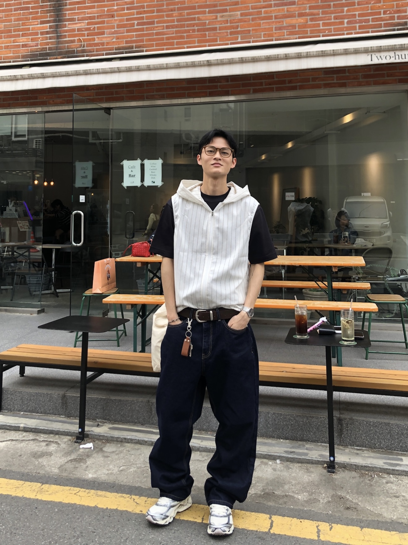 Carry Over 上流巴黎 手工刺繡 牛仔 直筒微寬褲 - 3C4