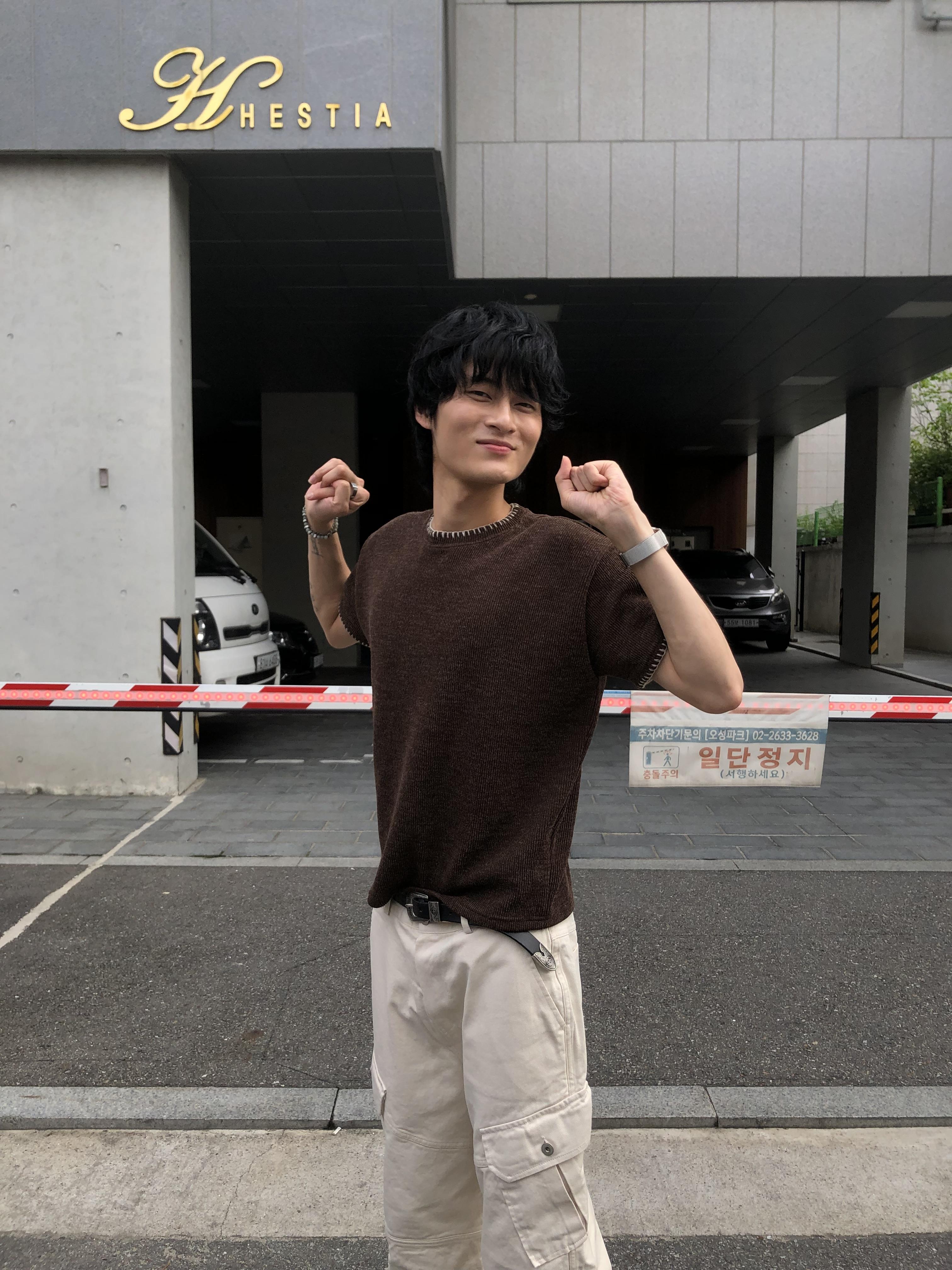 夏季針織 極簡風 經典配色 短版 短袖 上衣 - 6C8