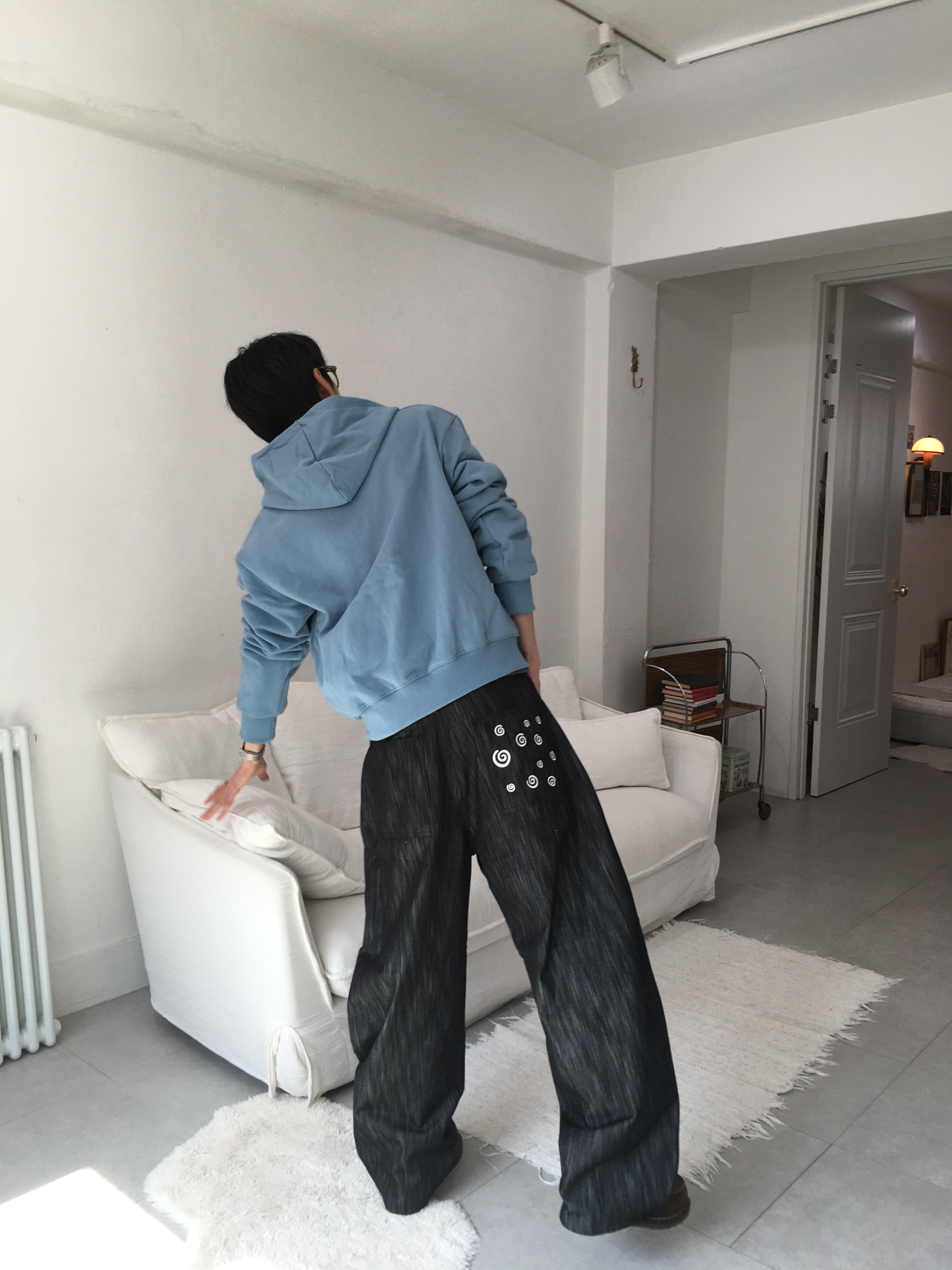 雲朵刺繡 渲染設計 牛仔寬褲 - 2C12