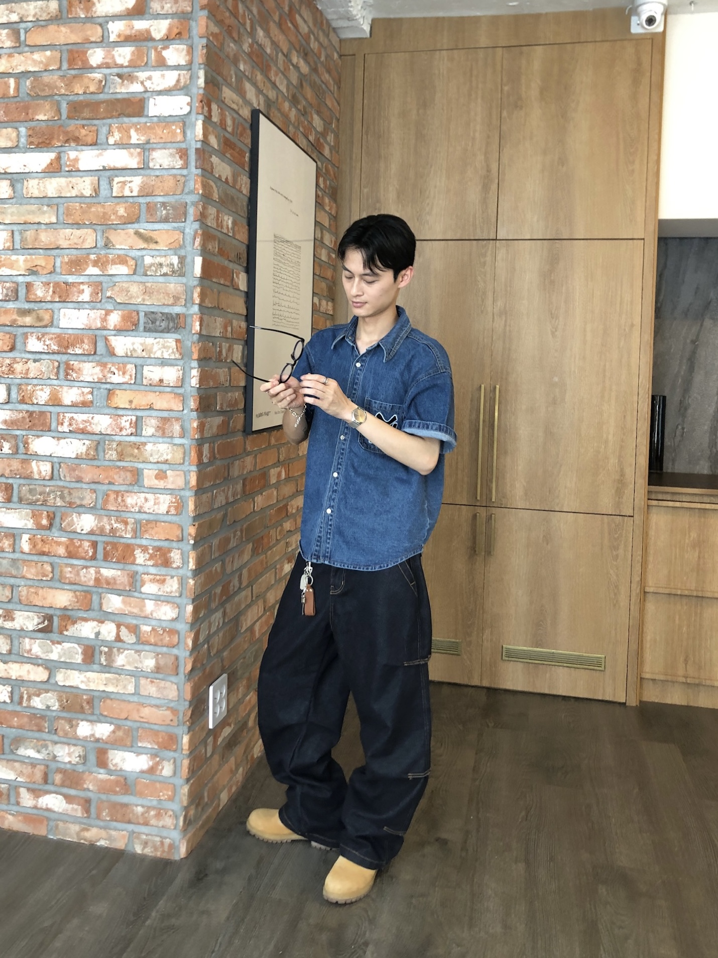 倫敦之眼 三層抓皺 短縫線 原牛 微寬褲 - 1C4