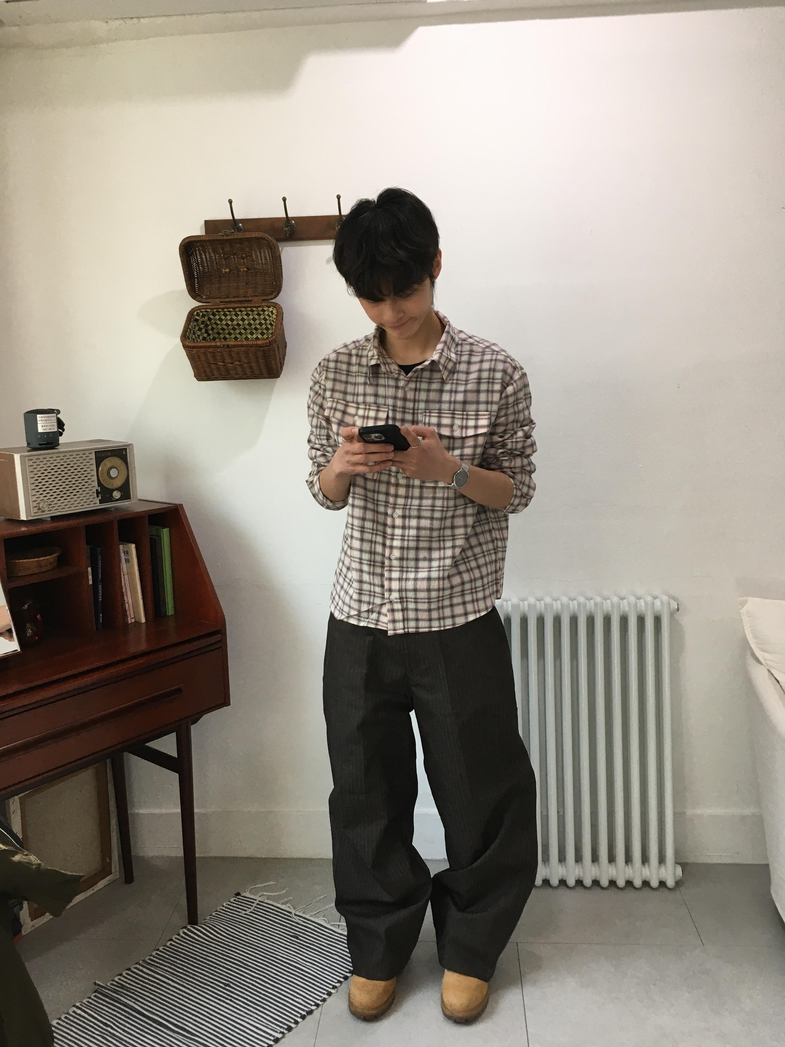 人字紋 小貼片刺繡 寬版直筒 原牛褲 - 3C8