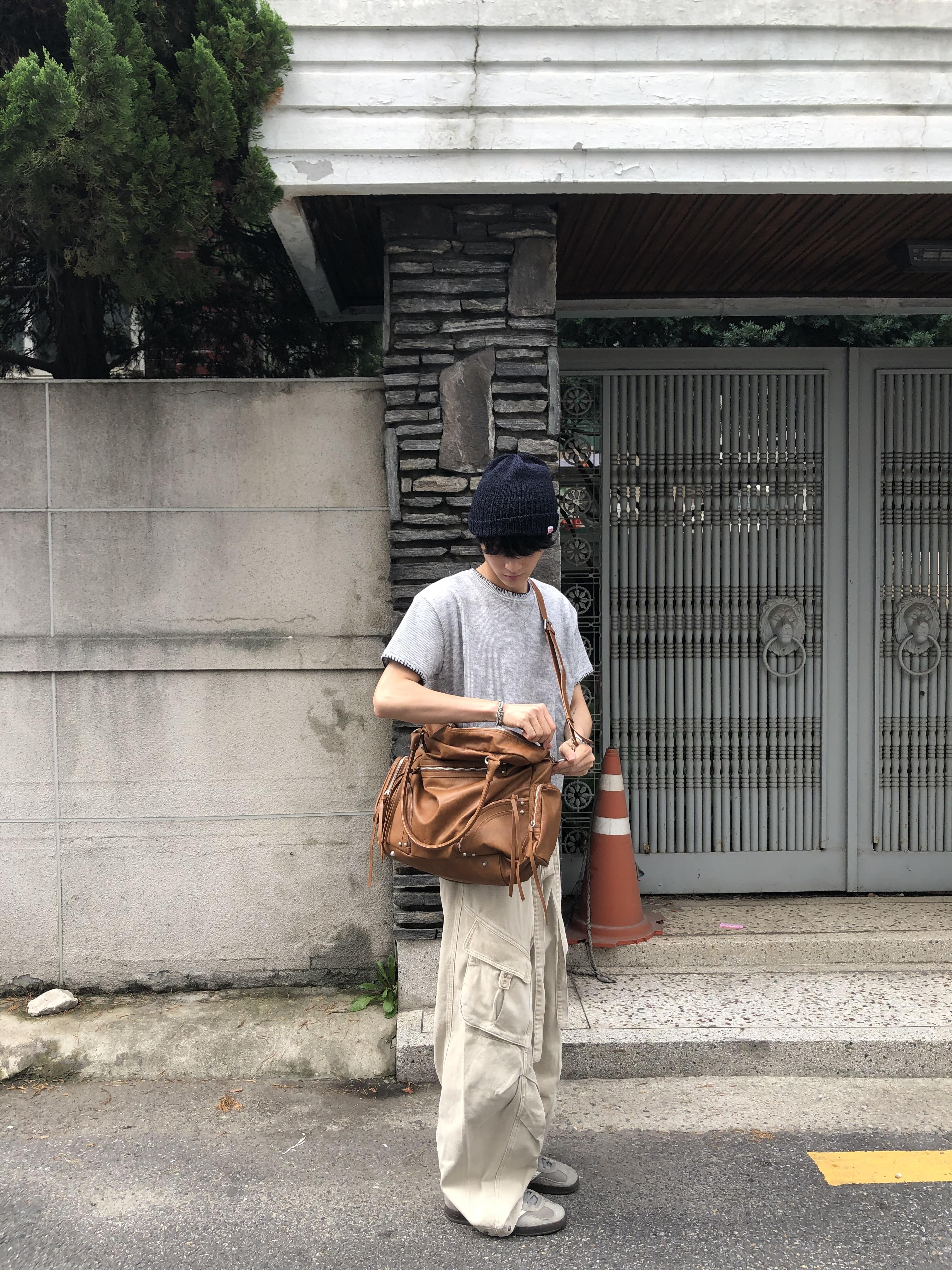 極致街頭 掛繩造型 工裝口袋 立體抓皺 寬鬆長褲 - 3C16