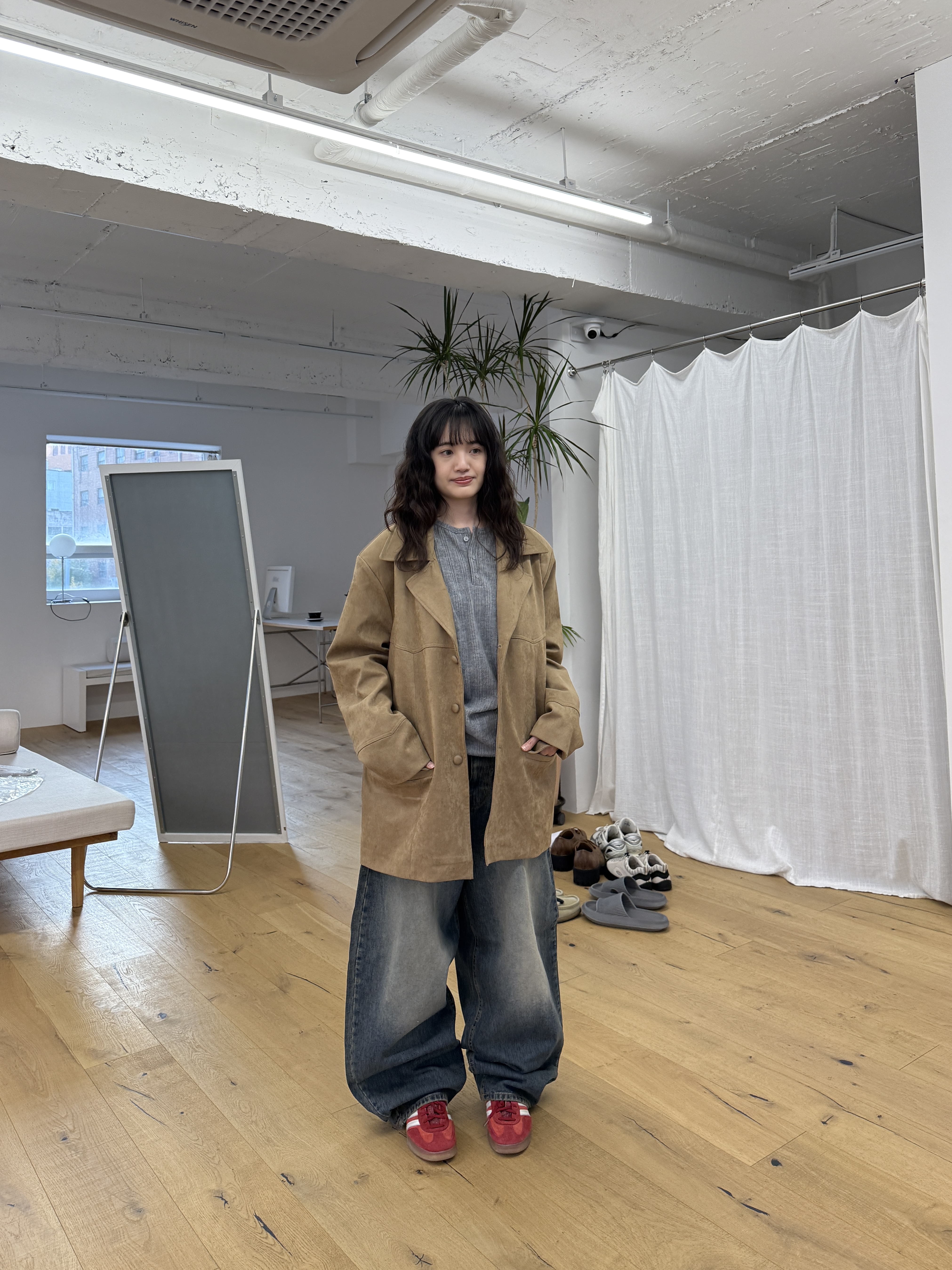 漸層水洗 鑲式卯釘 大口袋 牛仔寬褲 - 2C8