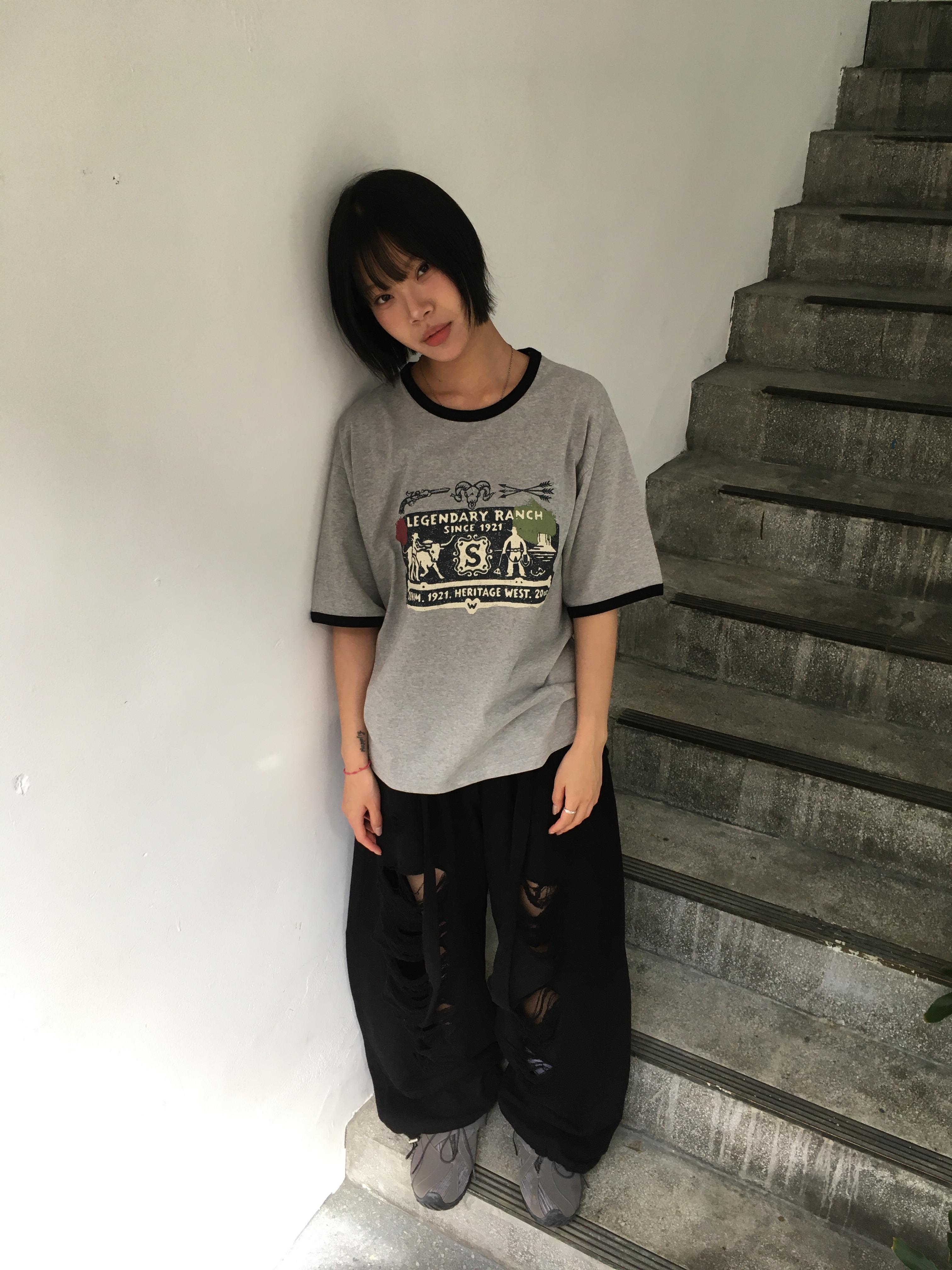 街頭鬆弛感 刷破設計 寬鬆 弧形棉褲 - 2C16