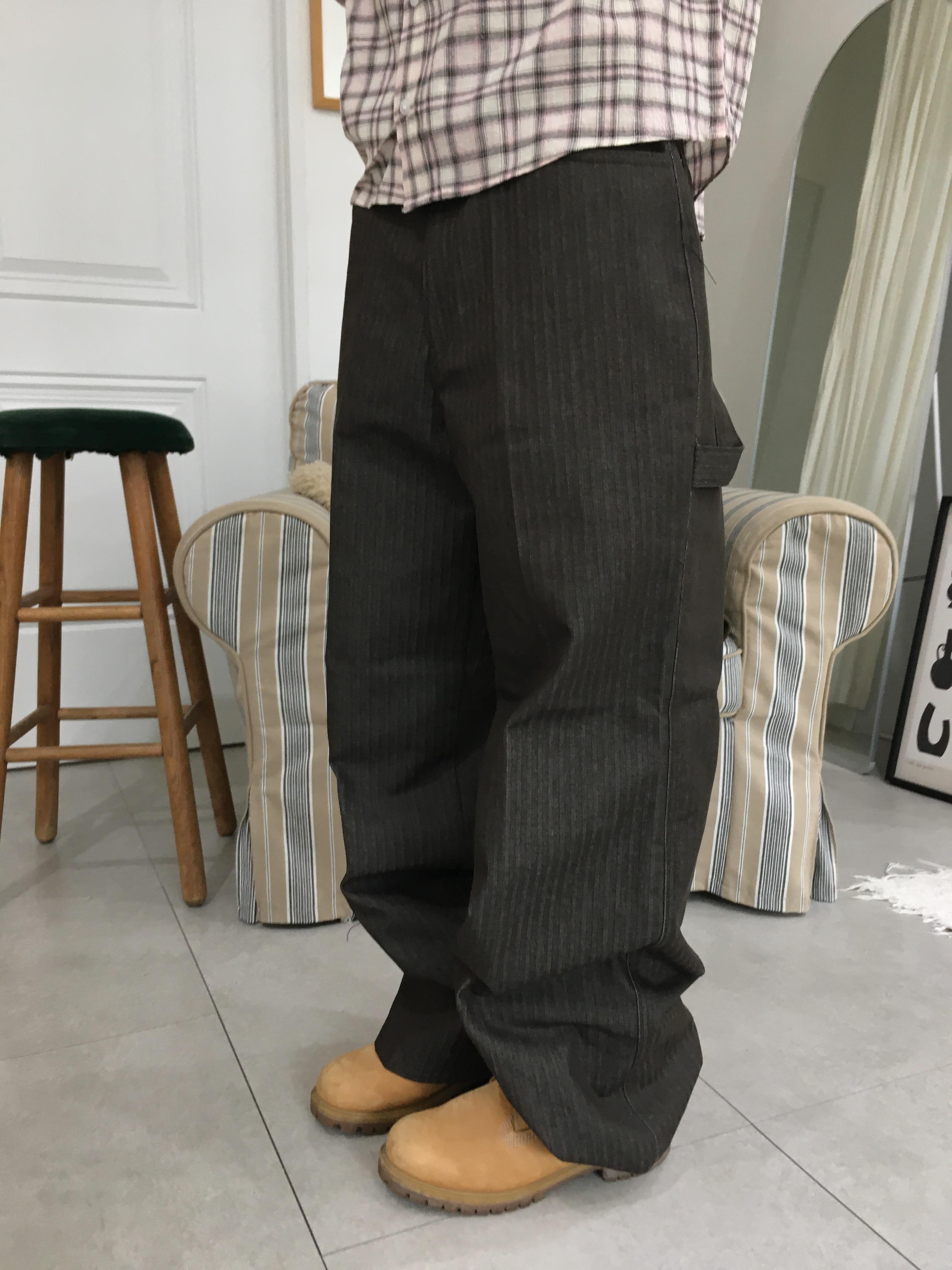 人字紋 小貼片刺繡 寬版直筒 原牛褲 - 3C12