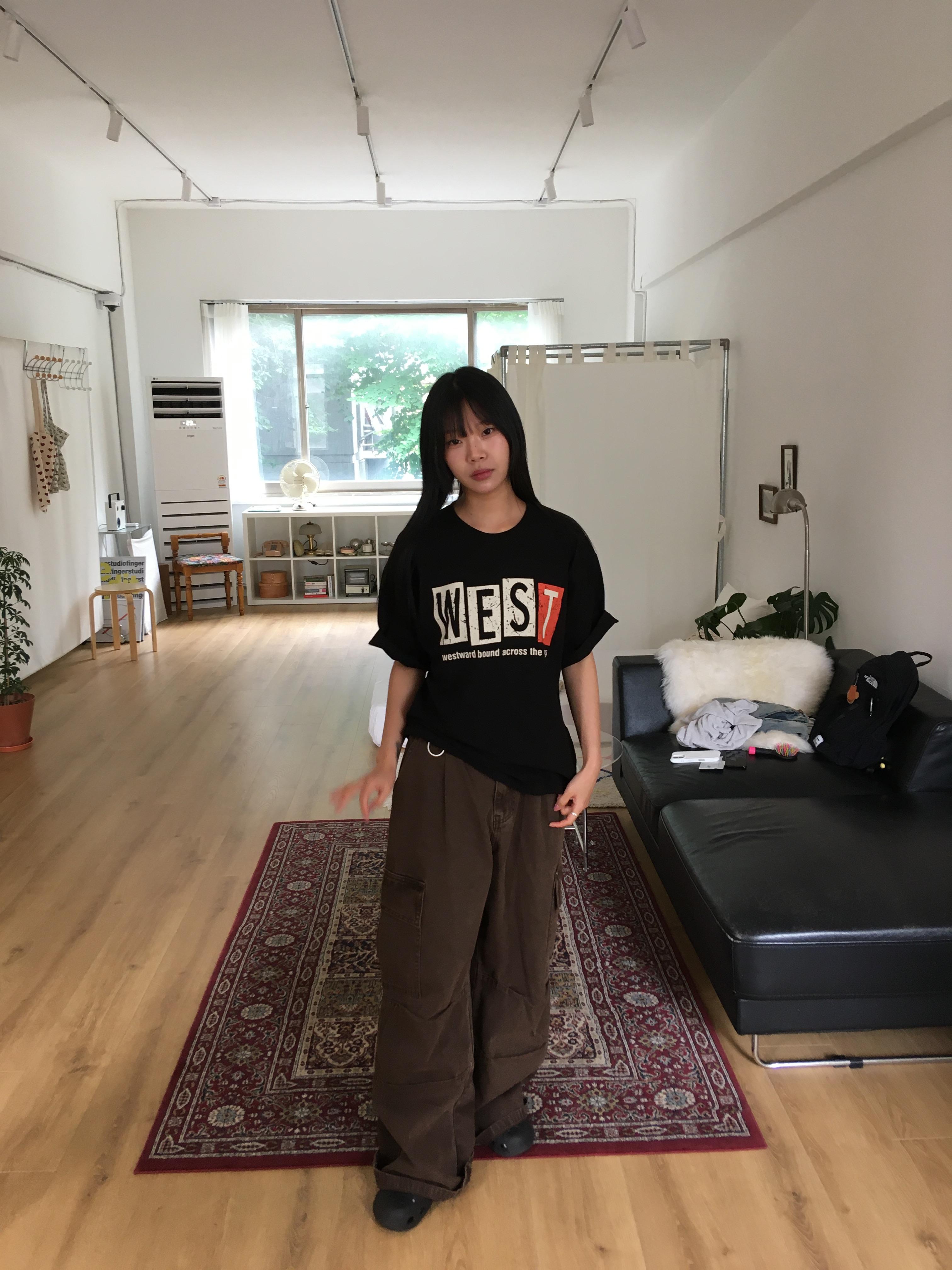 懷舊水洗感 大工裝口袋 膝蓋抓皺 寬鬆 長褲 - 3C12