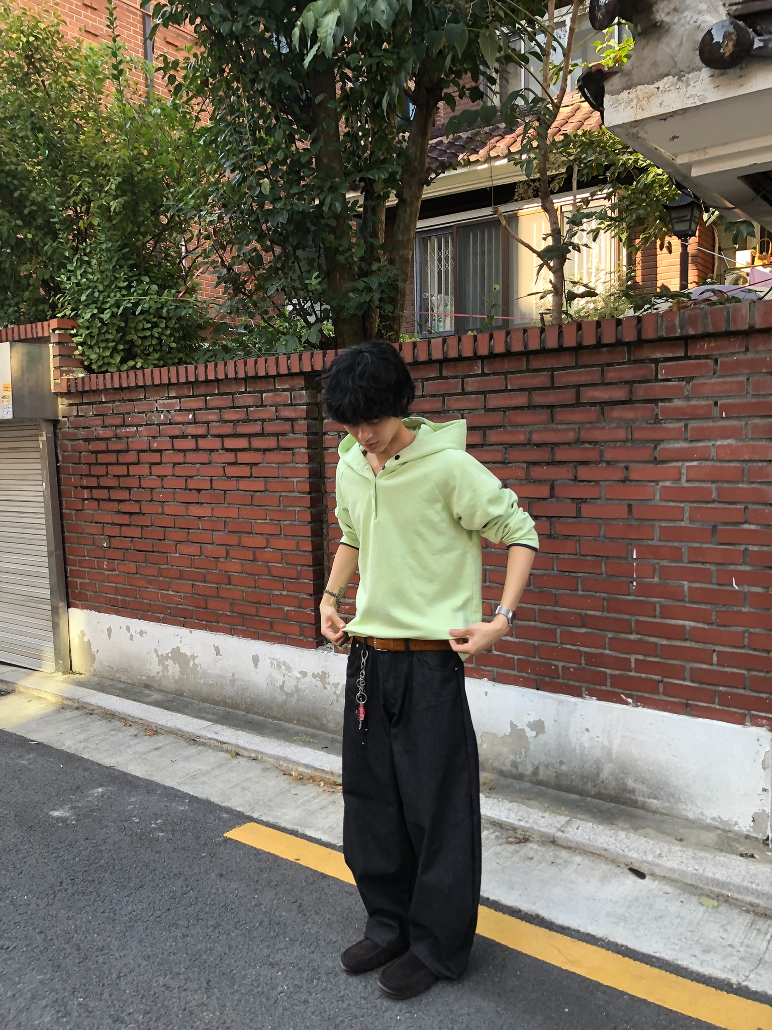 多巴安配色 休閒經典 鈕扣設計 長袖 帽T - 2C11