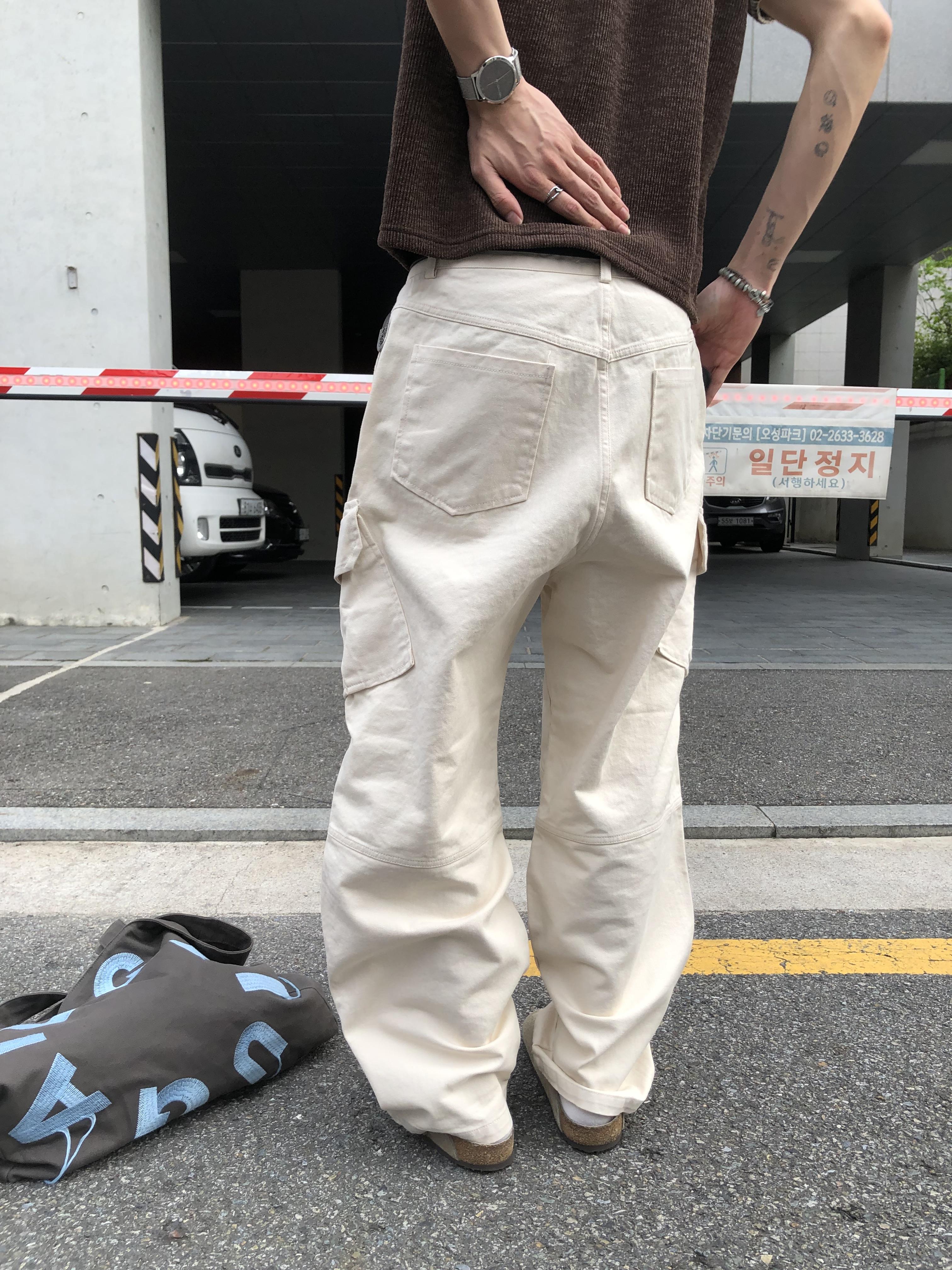 高級休閒感 雙層縫線 斜線造型 直筒微寬 工裝褲 - 3C2