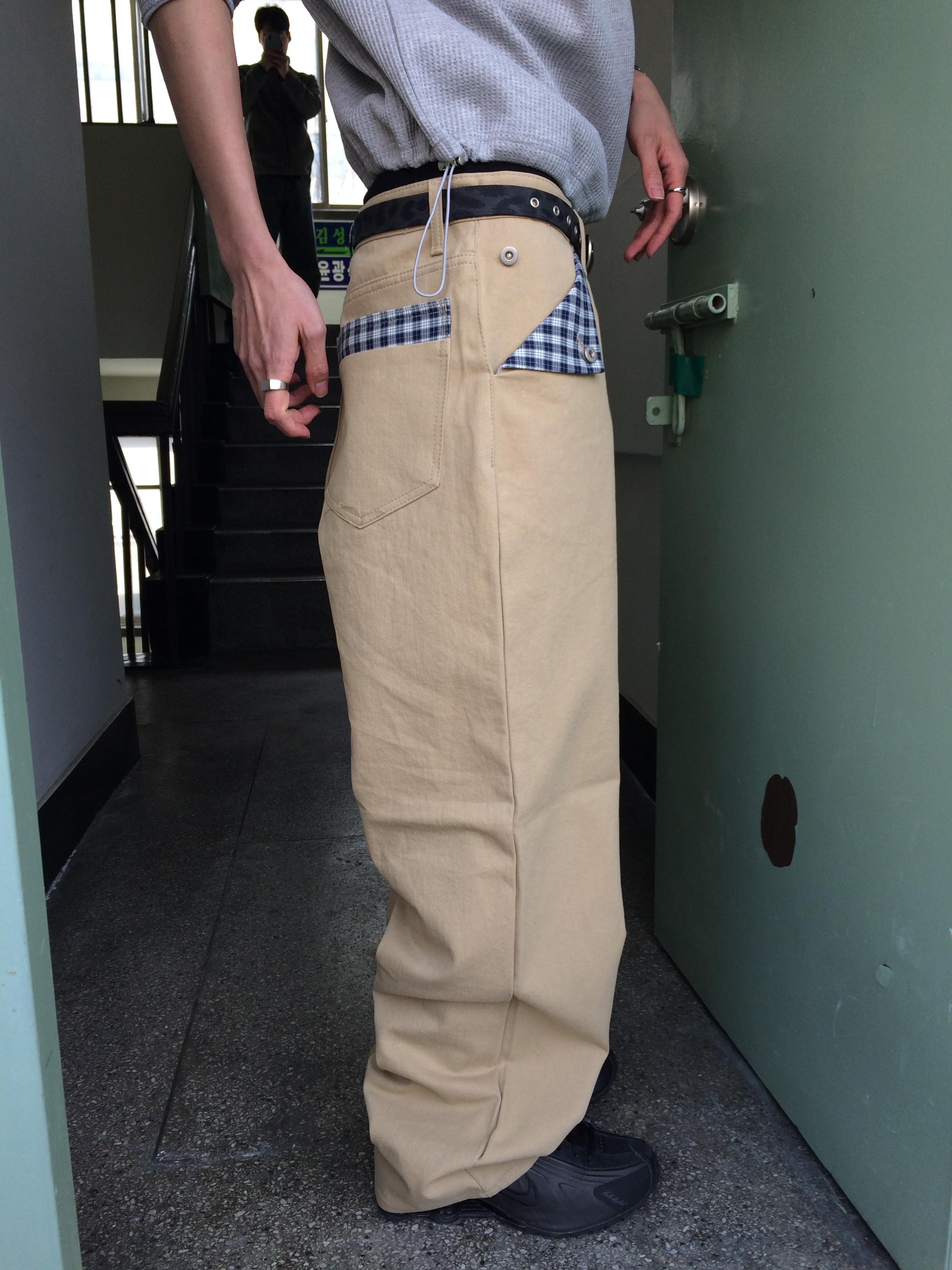 日系街頭 畫龍點睛 格紋設計 微寬褲 - 2C1