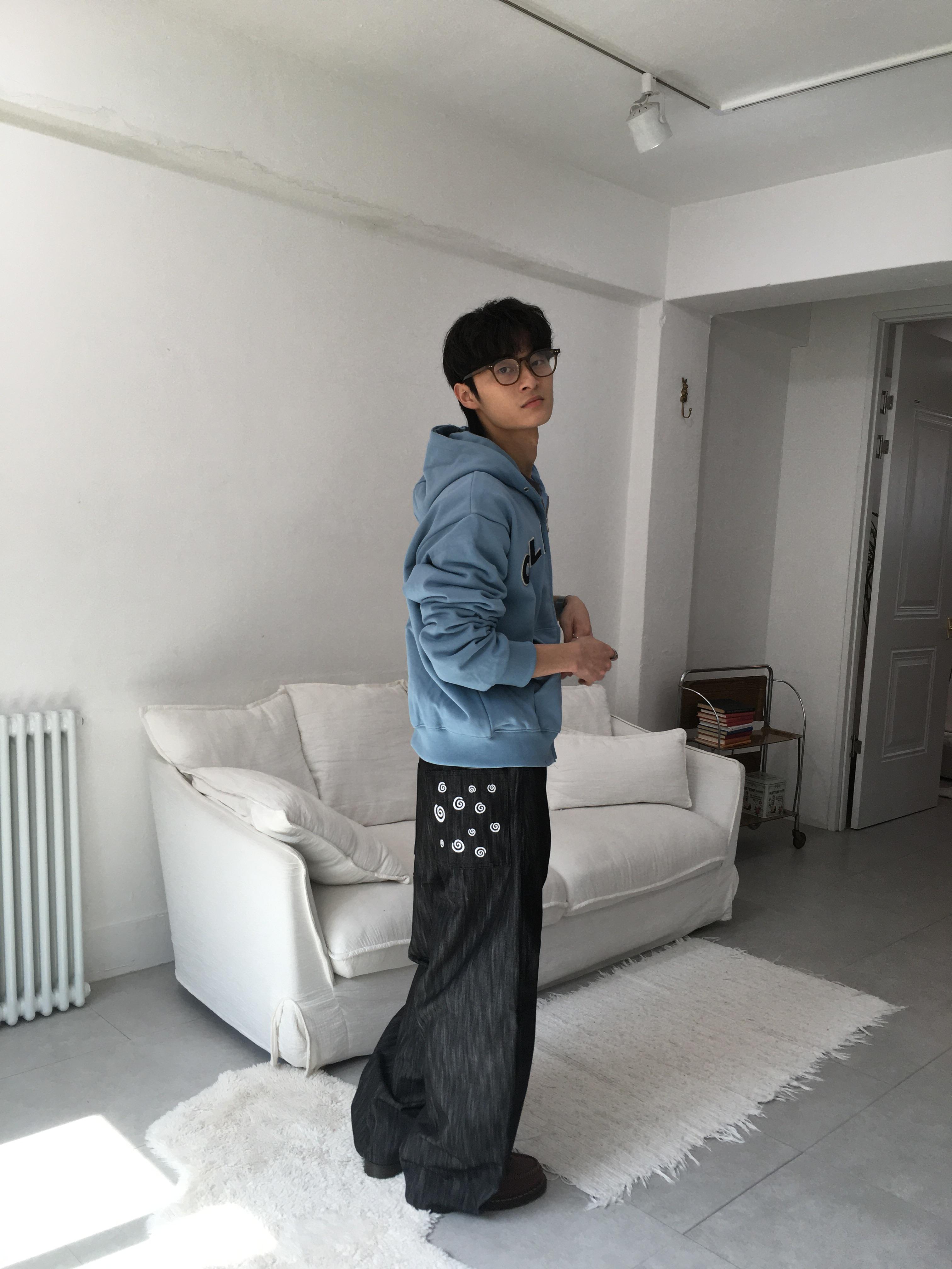 雲朵刺繡 渲染設計 牛仔寬褲 - 2C6