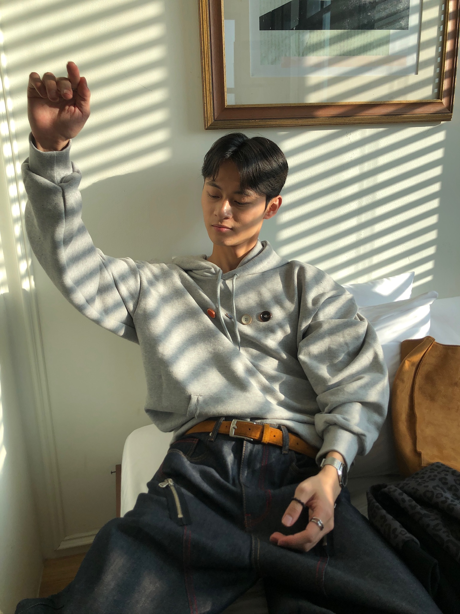 街頭鬆弛 多色鈕扣 寬版 帽T 長袖 - 3C7