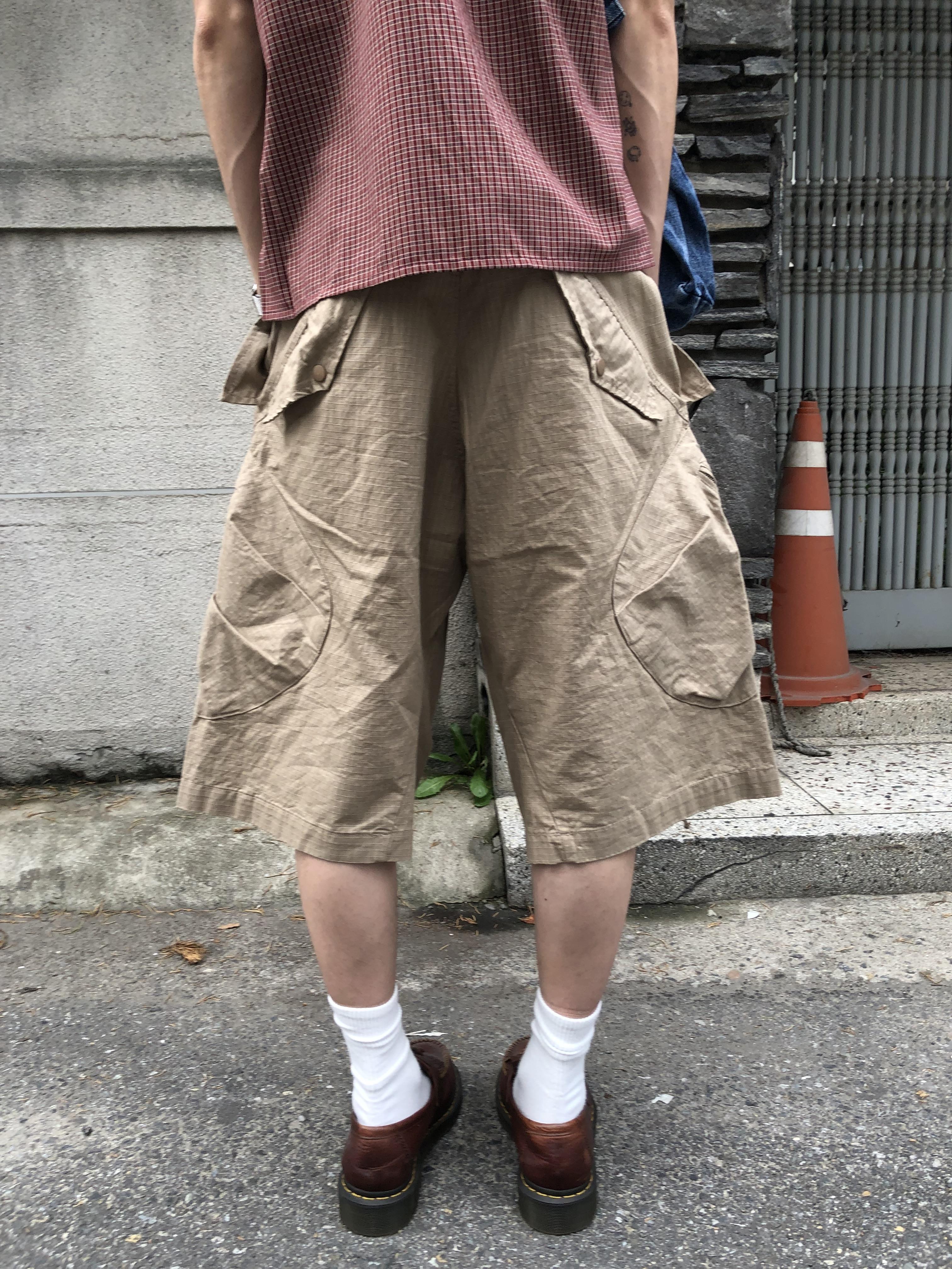 復古街頭 類尼龍 夏季清爽 斜口袋 工裝短褲 - 3C18