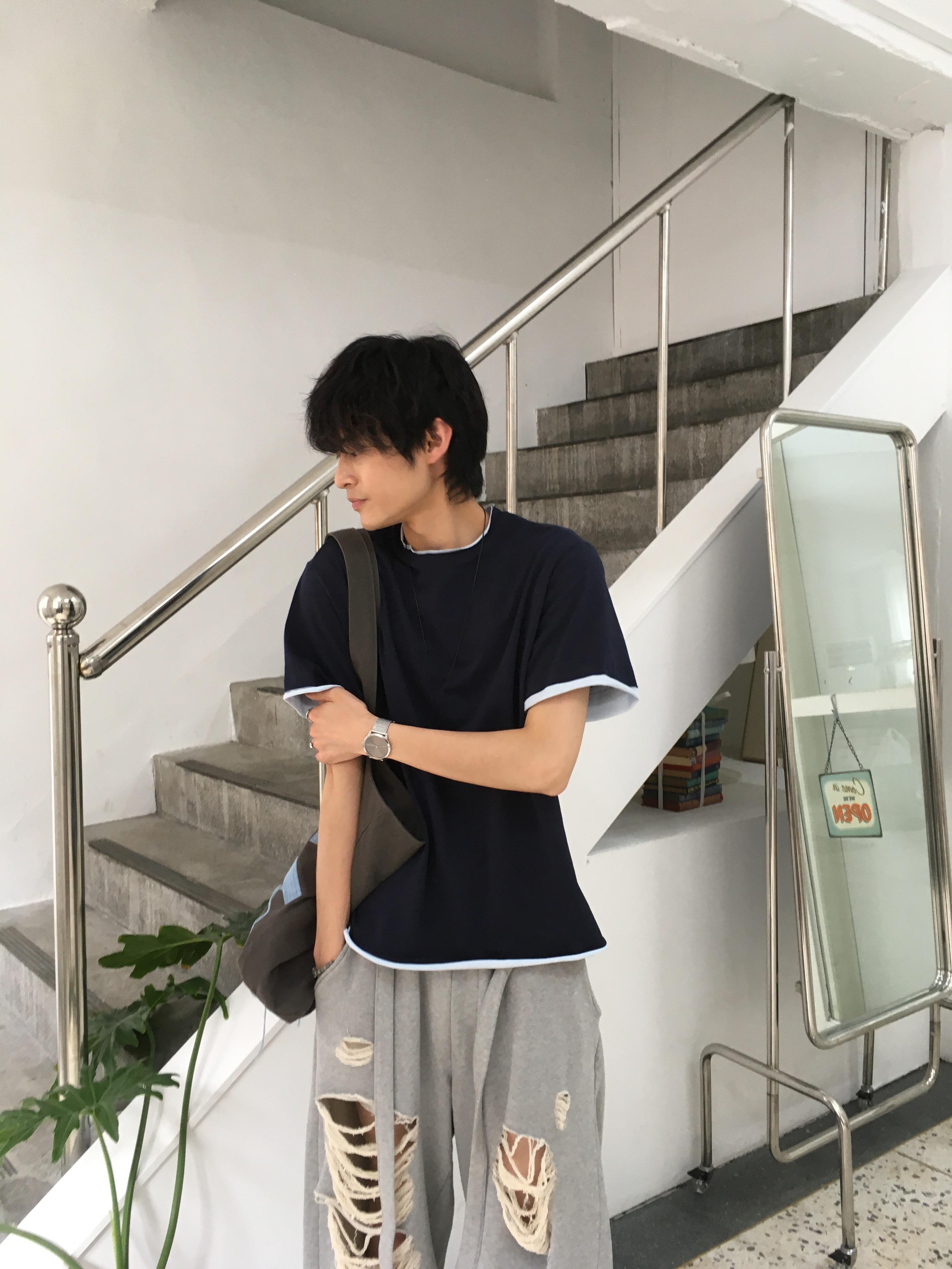不規則收邊 假兩件 短版 素面短袖 - 5C3