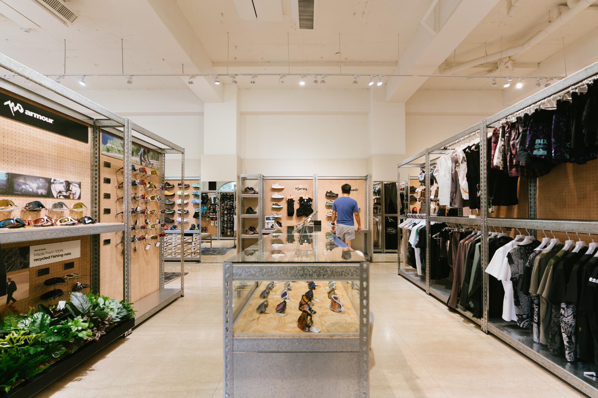 士林越野-OUTDOOR MAN-2 士林越野-OUTDOOR MAN-2