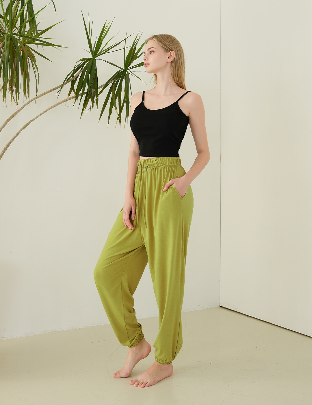 aladin_banding_pants_millilime_02.jpg