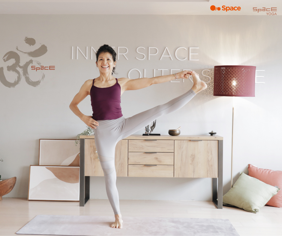 Ann Huang (資深瑜珈老師)：Reckless Red 瑜珈墊好用又止滑！