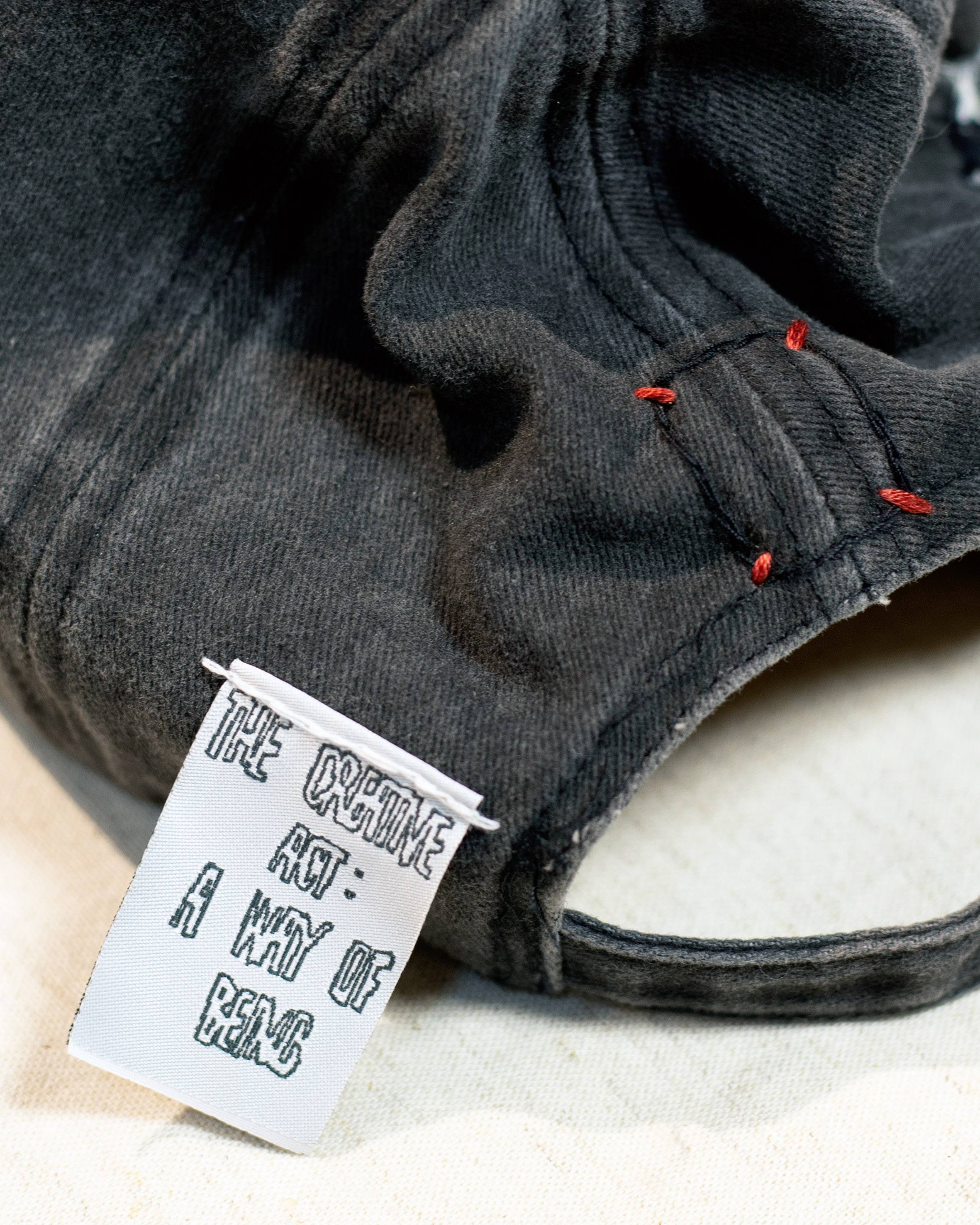 Fragments Caps – UNTITLED / 001 - Handcrafted · 1/15